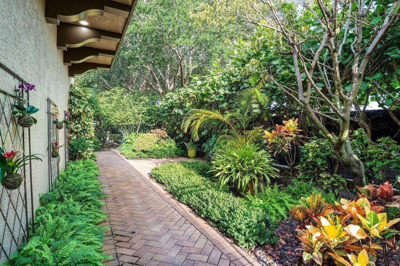 910 Via Villagio Property Photo 50