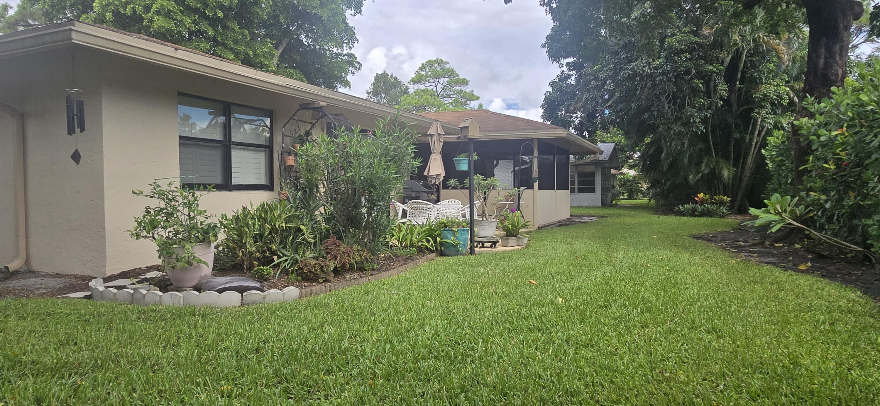 729 Nw 23rd Lane Property Photo 4