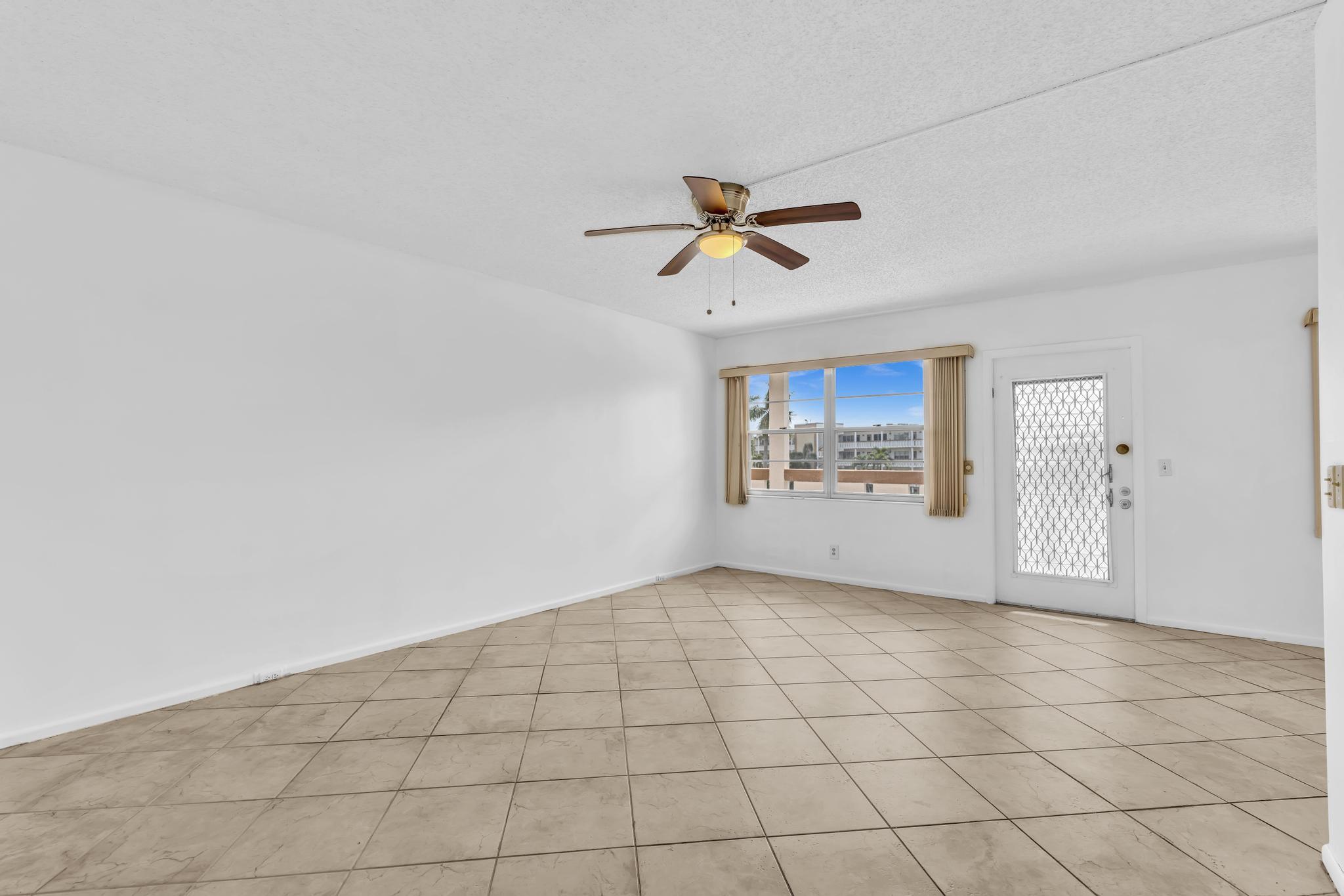3076 Cornwall D Property Photo 14