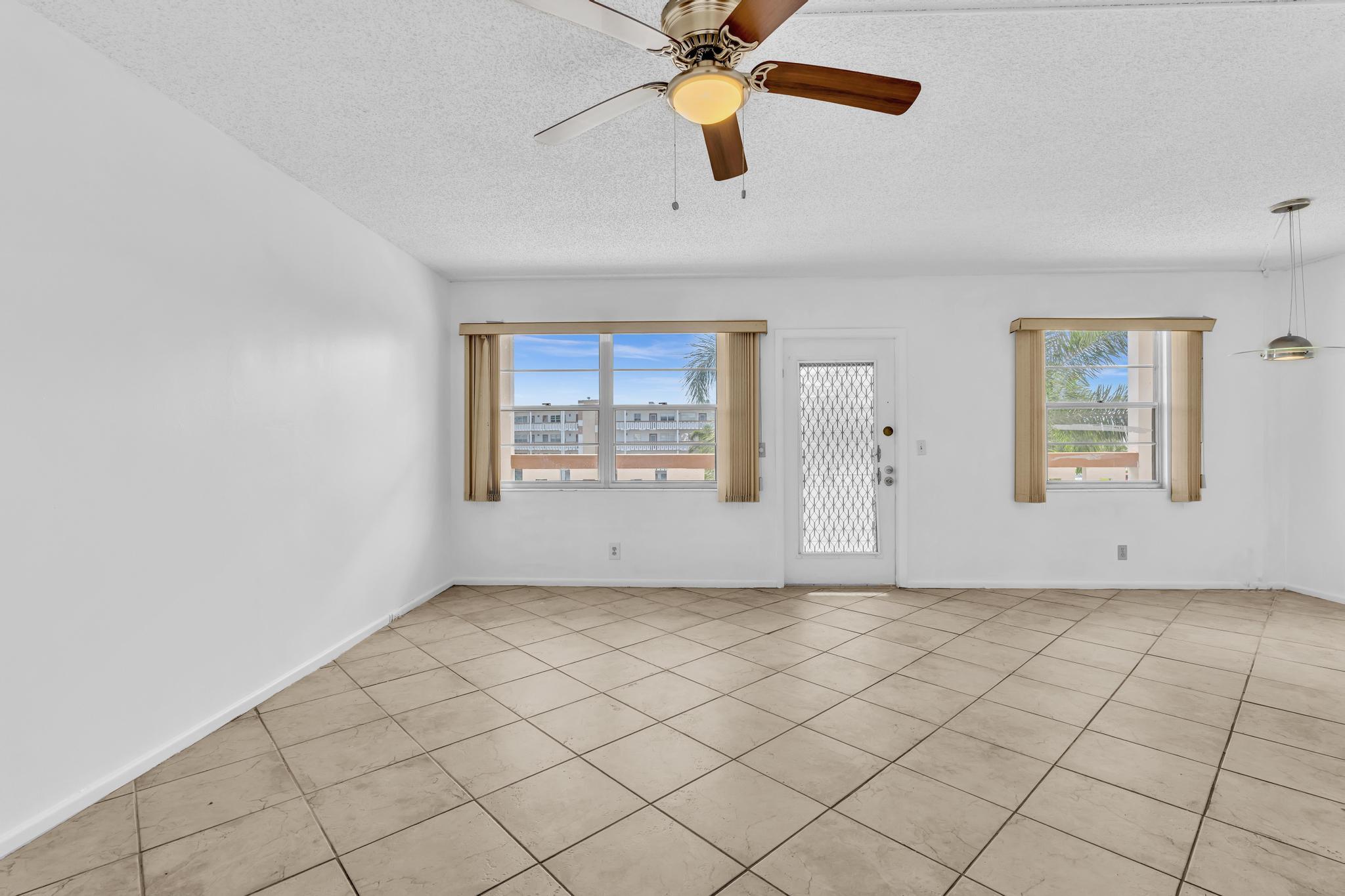 3076 Cornwall D Property Photo 15