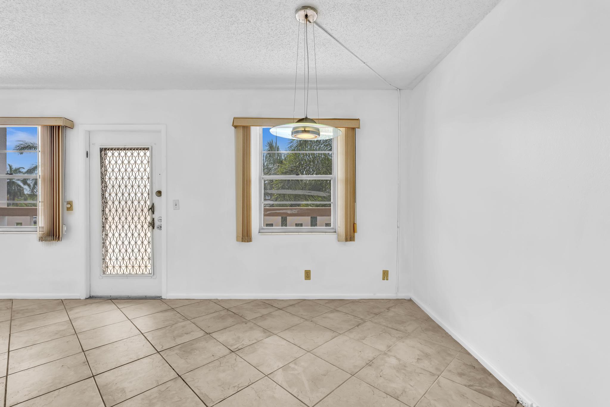 3076 Cornwall D Property Photo 16