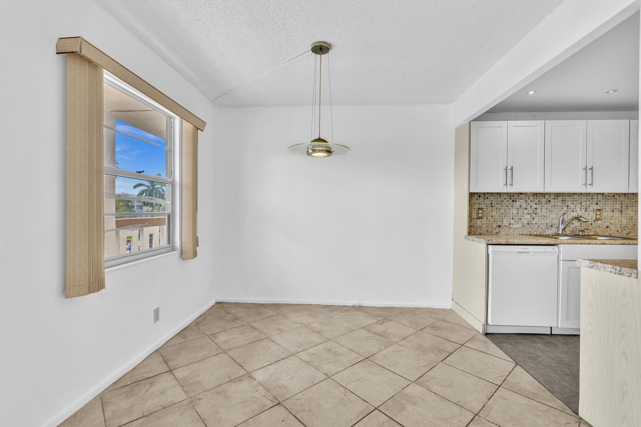 3076 Cornwall D Property Photo 18