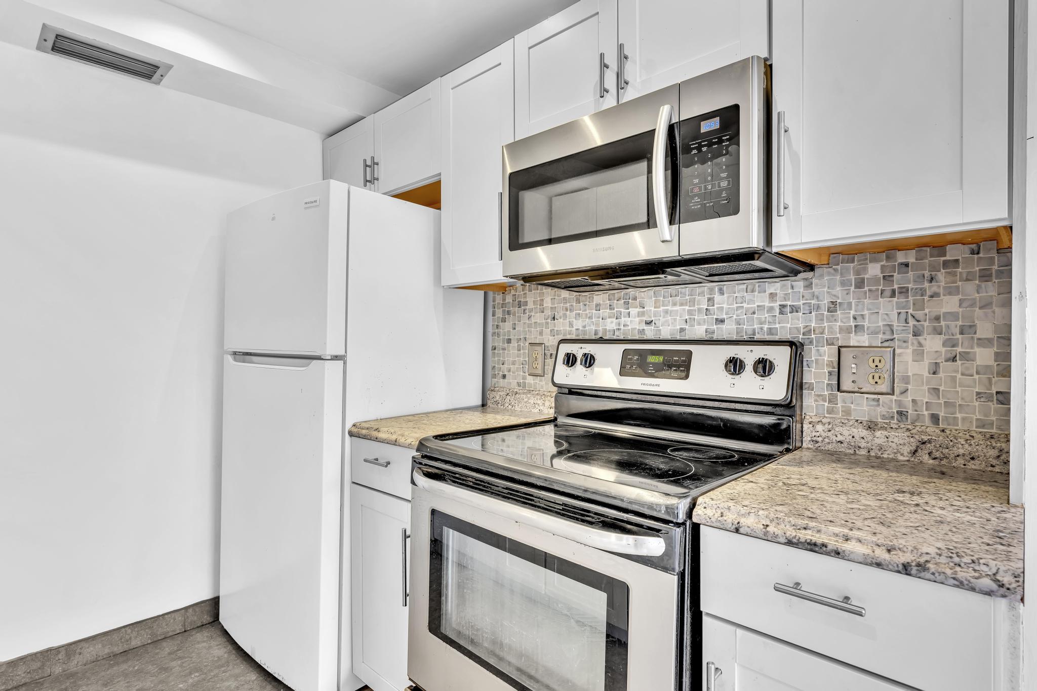 3076 Cornwall D Property Photo 22