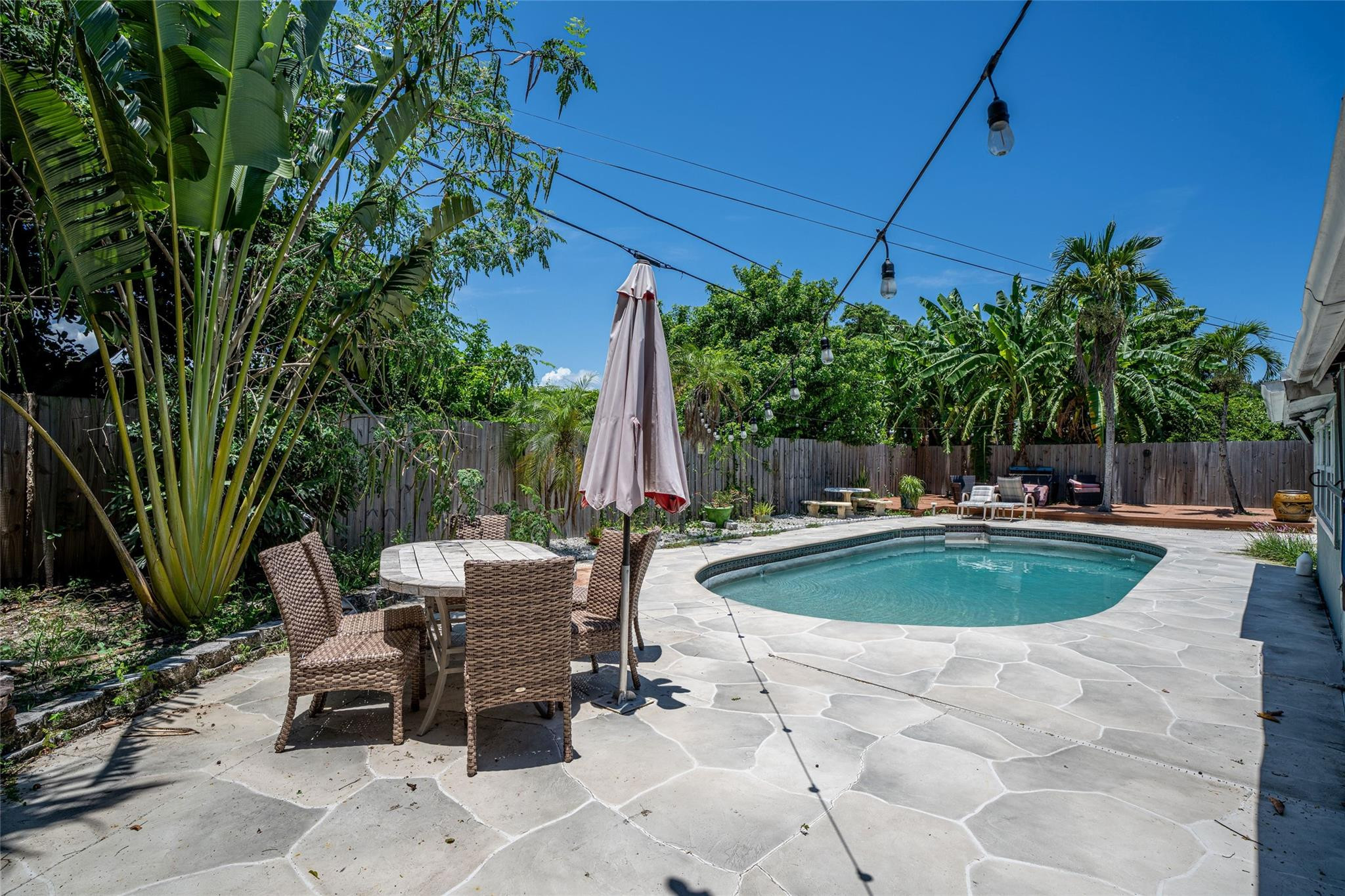 12053 Colony Avenue Property Photo 1