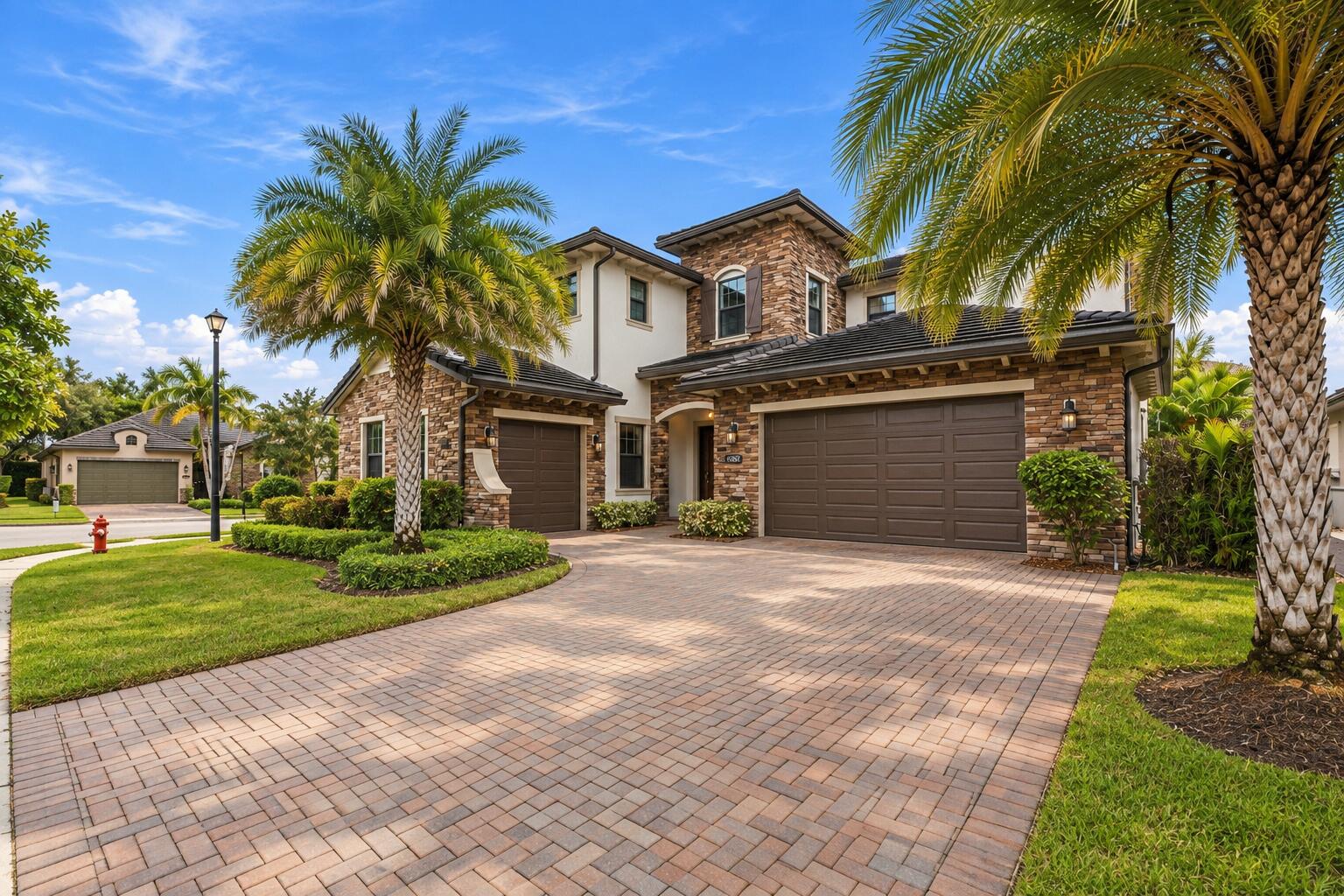 10982 Pinnacle Way Property Photo 4