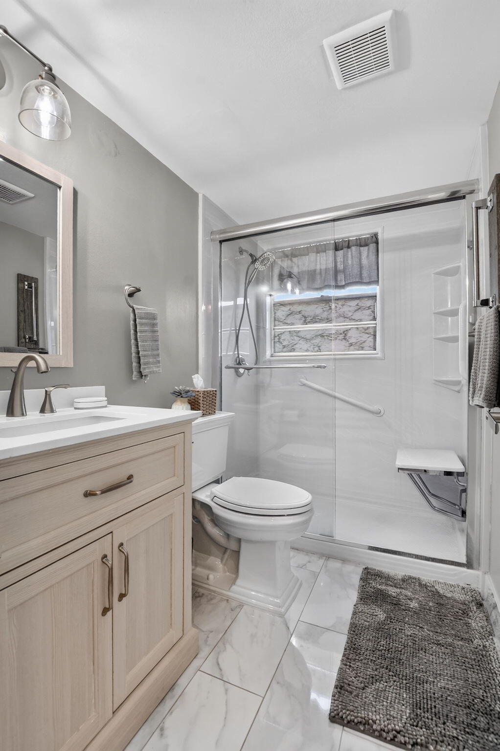 150 Mansfield D Property Photo 16