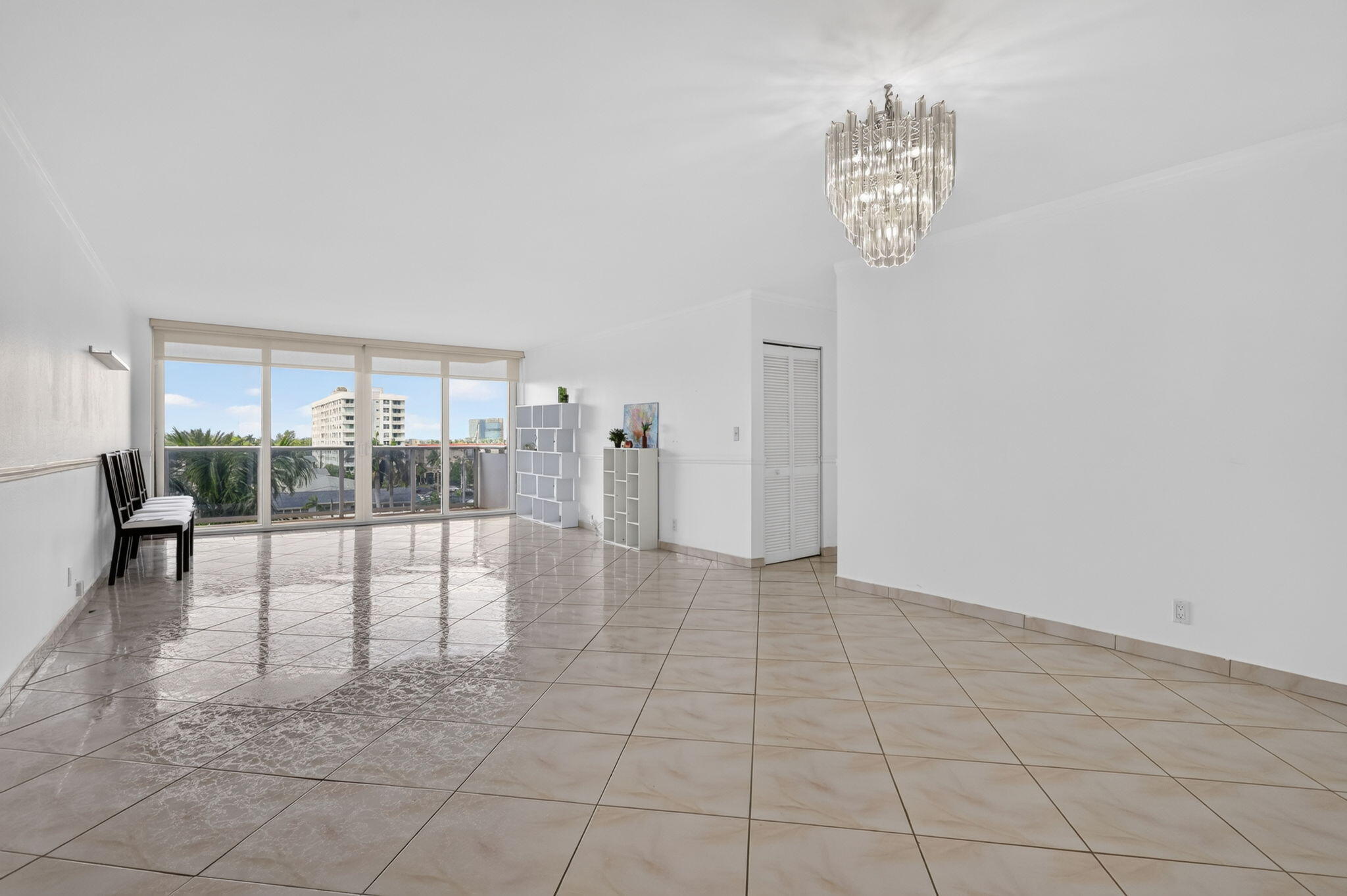 3140 S OCEAN Drive 410 Property Photo 1