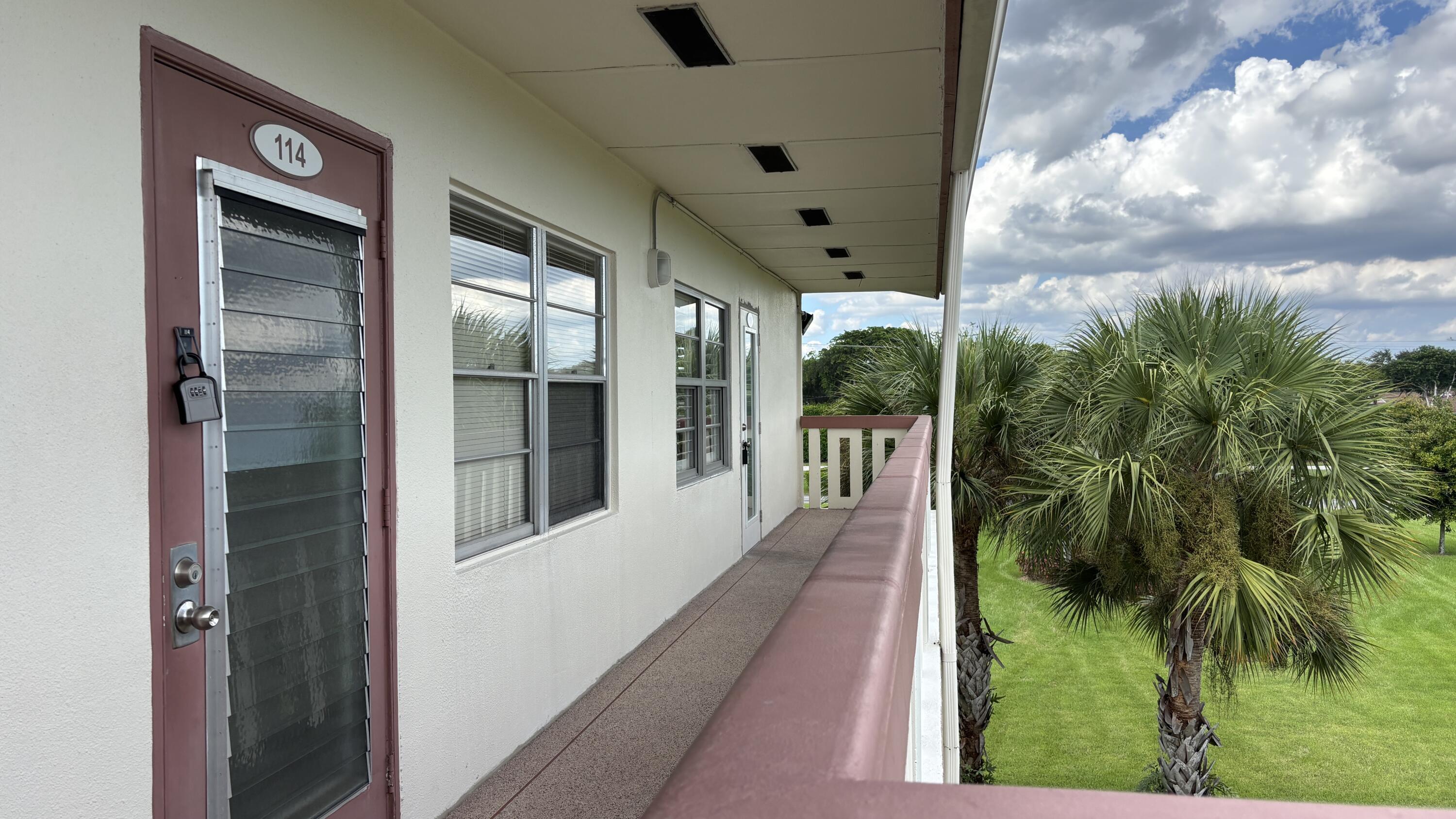 114 Preston C Property Photo 2