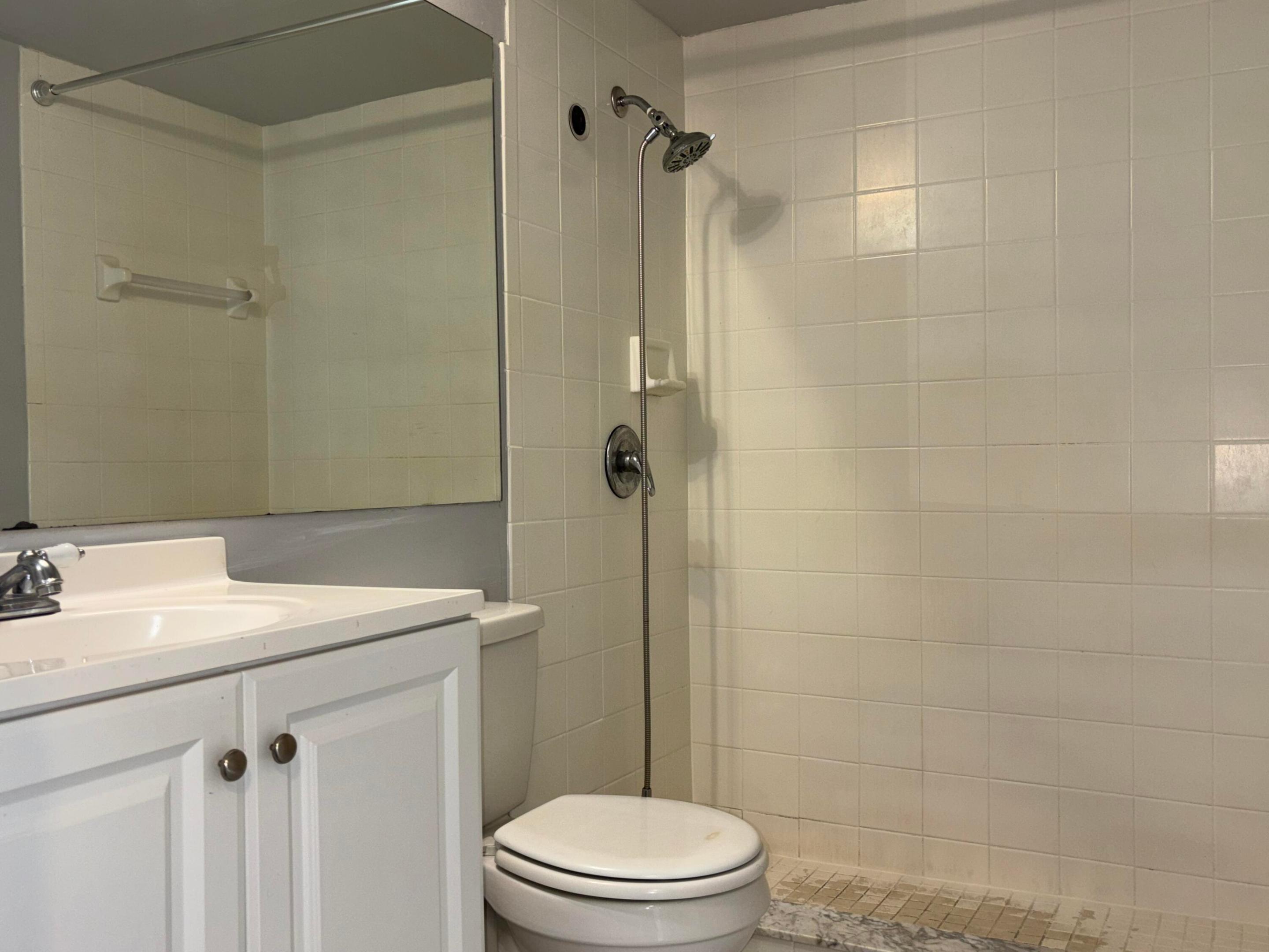 114 Preston C Property Photo 13