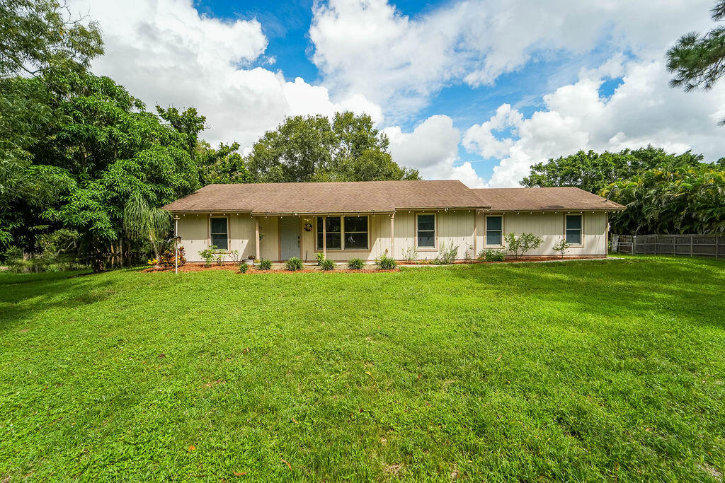 13885 157th Court N Property Photo 1