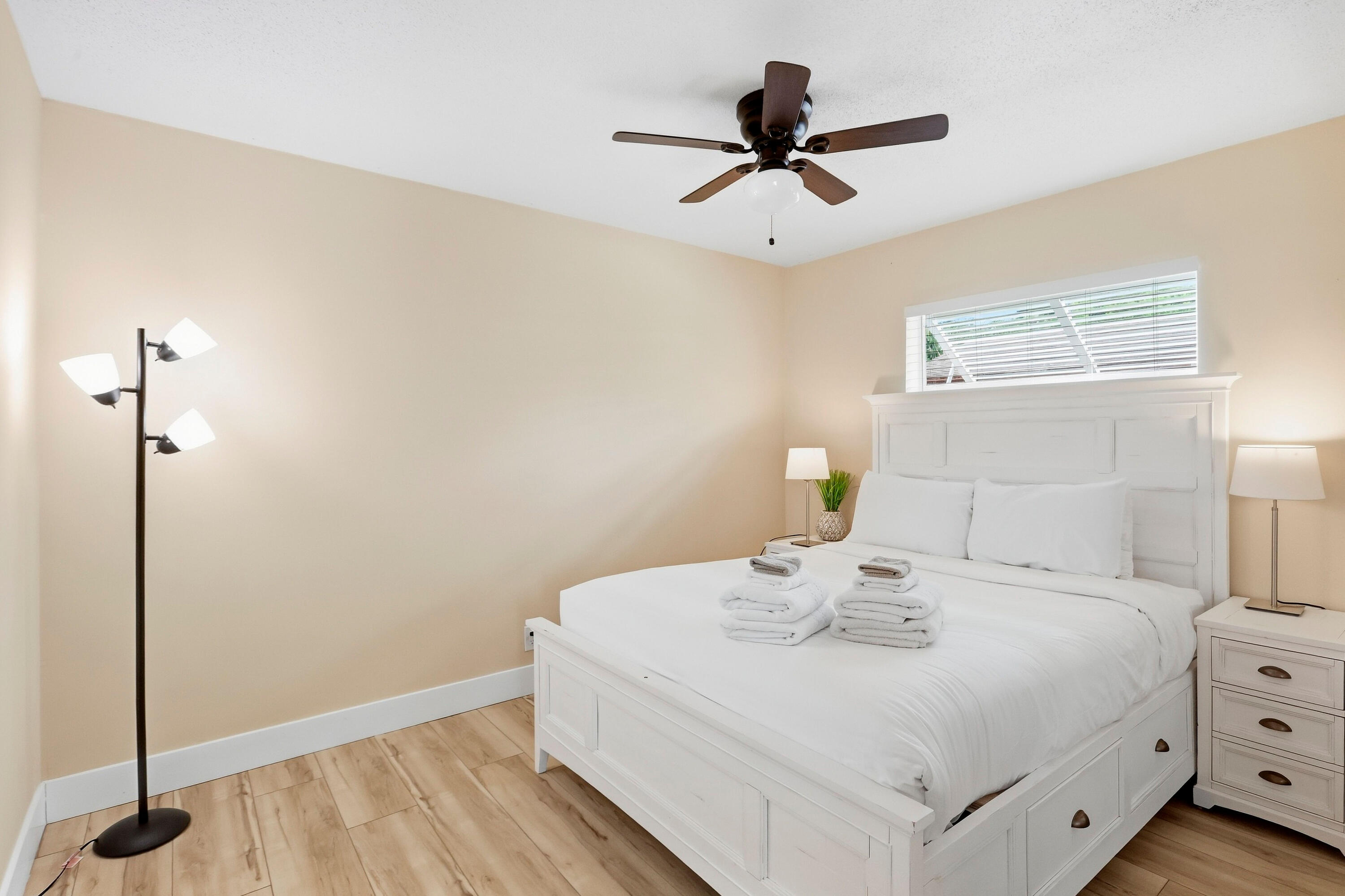 6880 Kingston Drive Property Photo 18