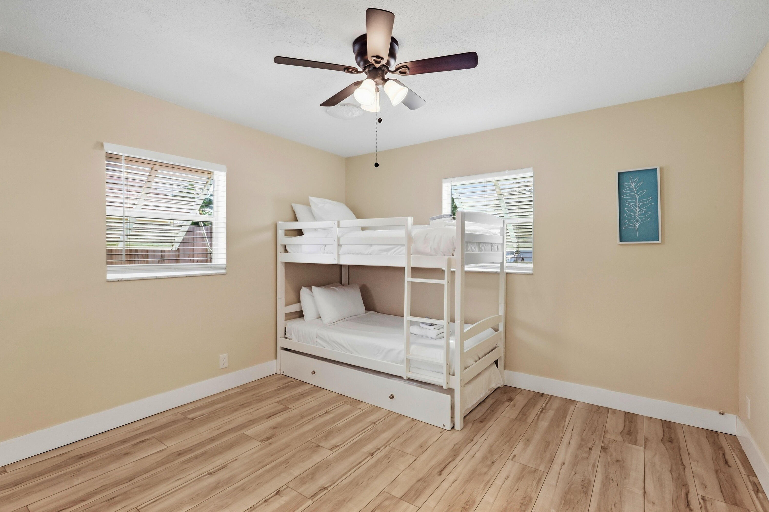 6880 Kingston Drive Property Photo 21