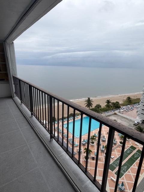 4280 Galt Ocean Drive 12L Property Photo 1