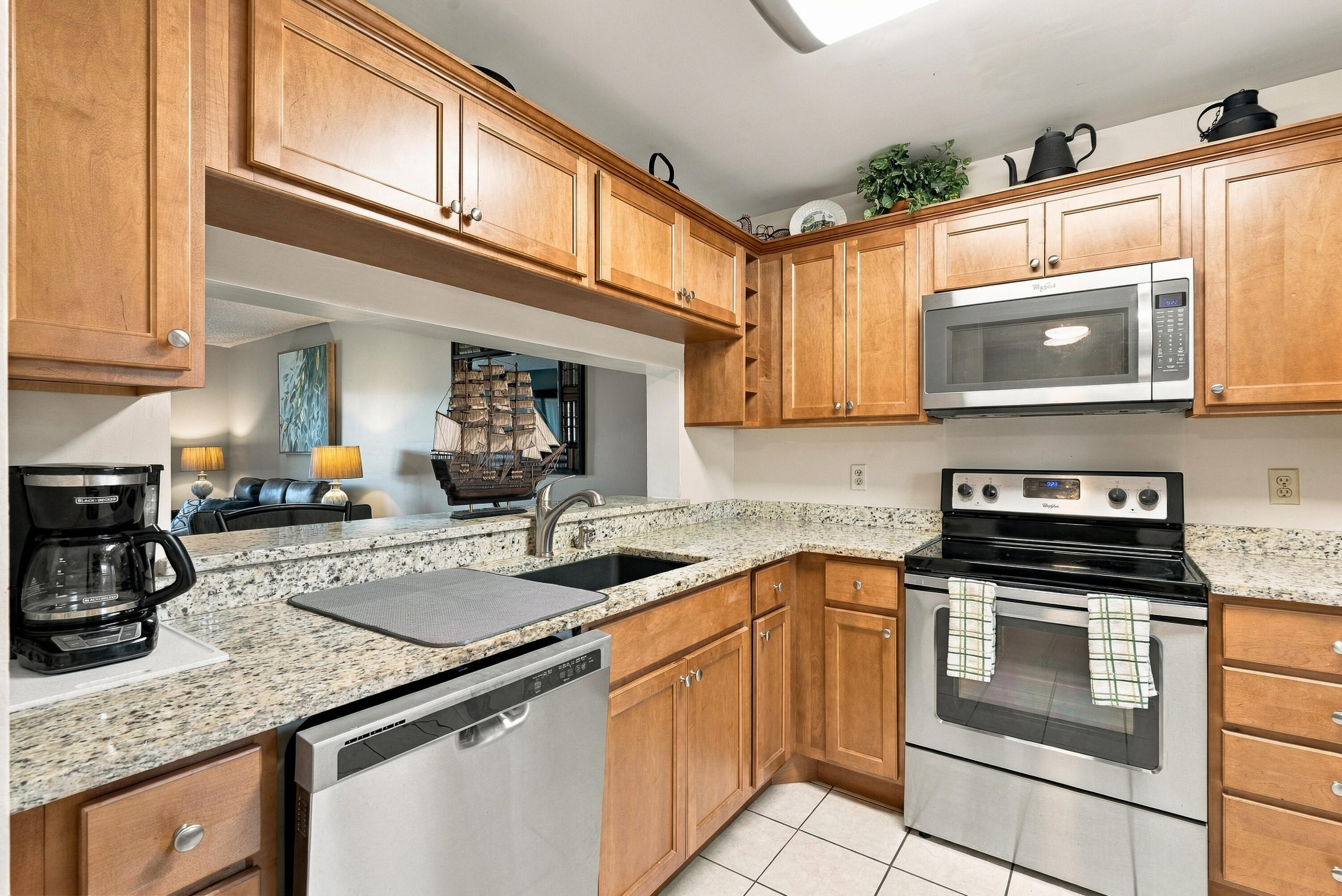 4542 Lucerne Lakes Boulevard E 103 Property Photo 5
