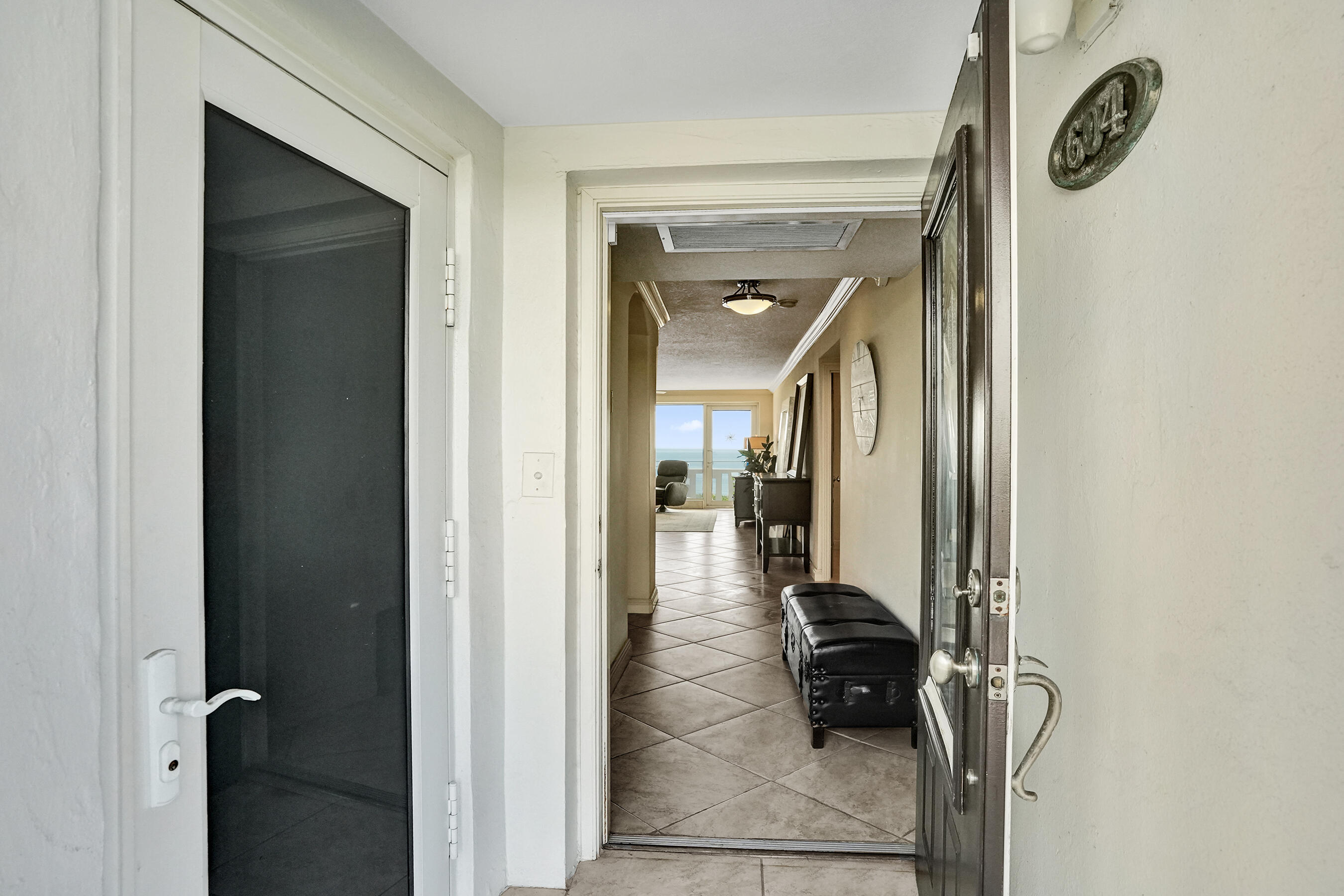 2000 S Ocean Drive 604 Property Photo 4