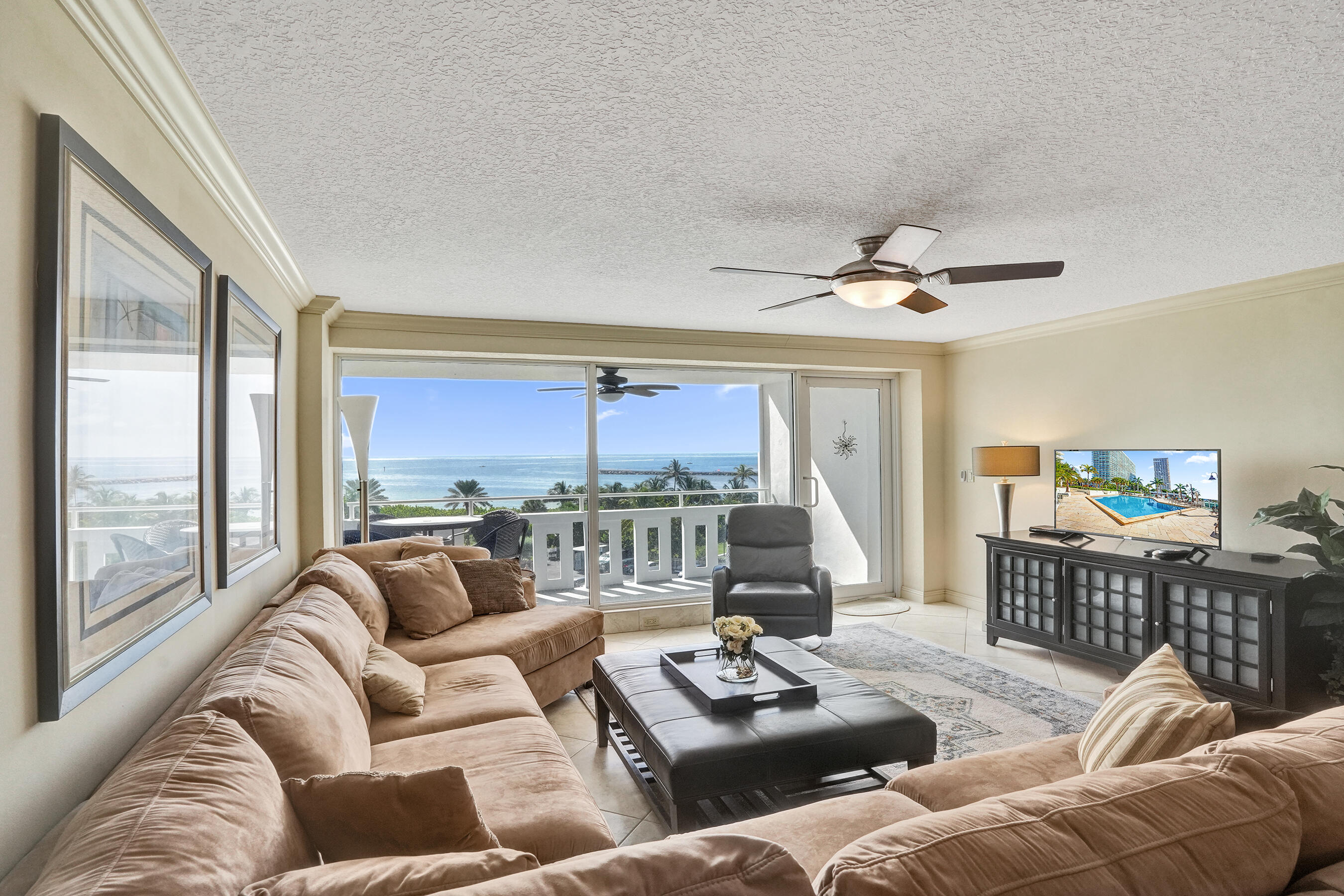 2000 S Ocean Drive 604 Property Photo 10