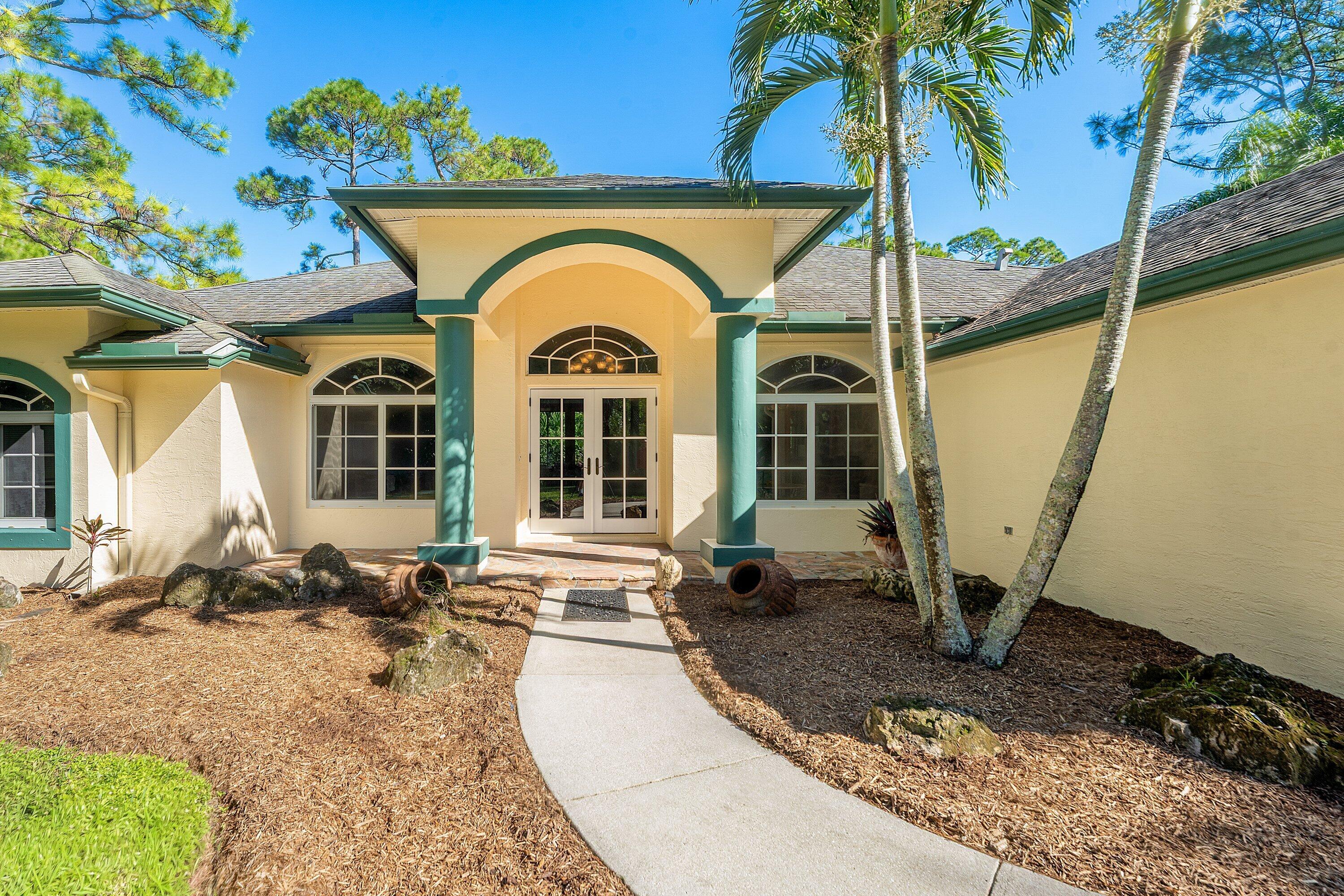 15575 88th Place N Property Photo 2