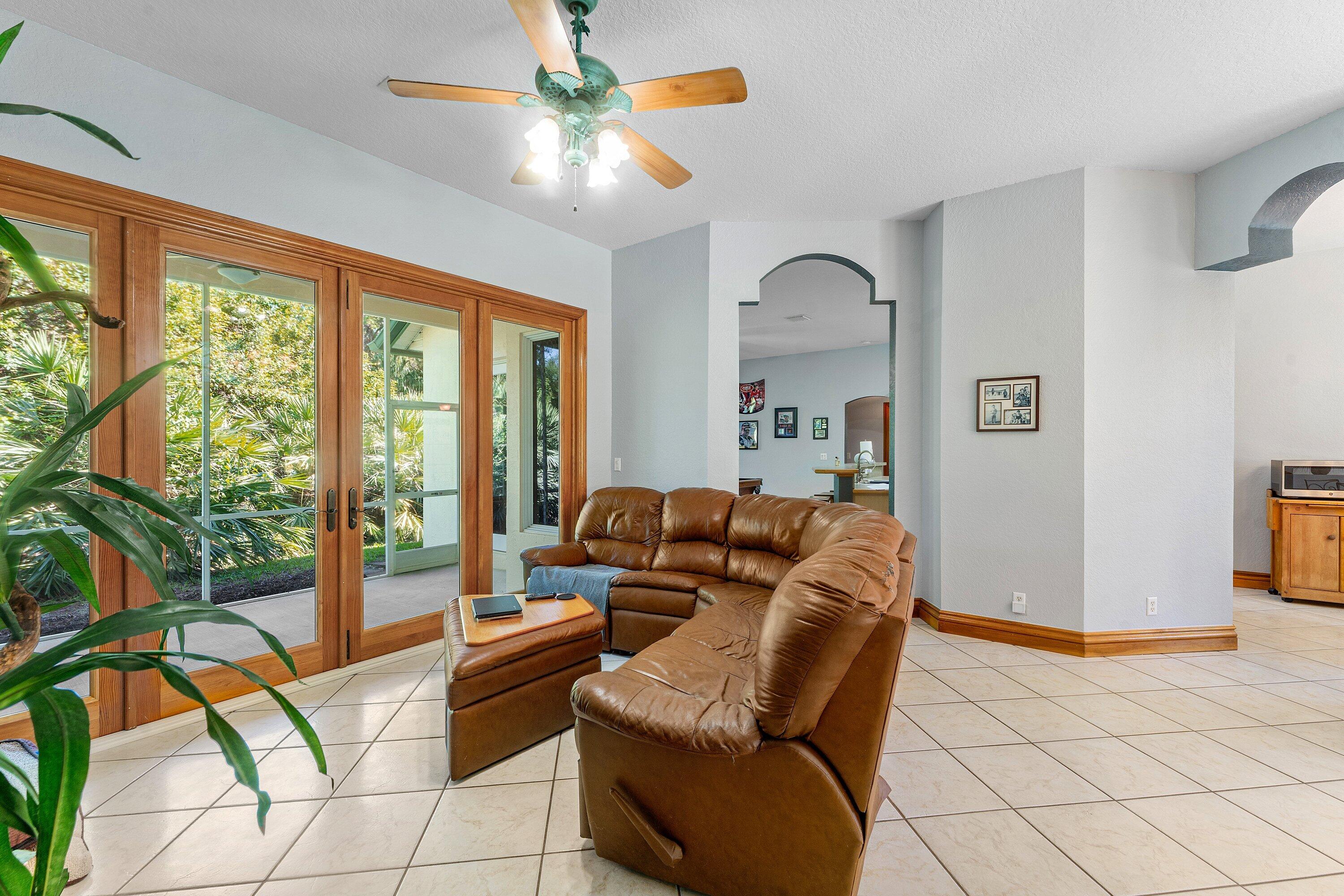 15575 88th Place N Property Photo 7