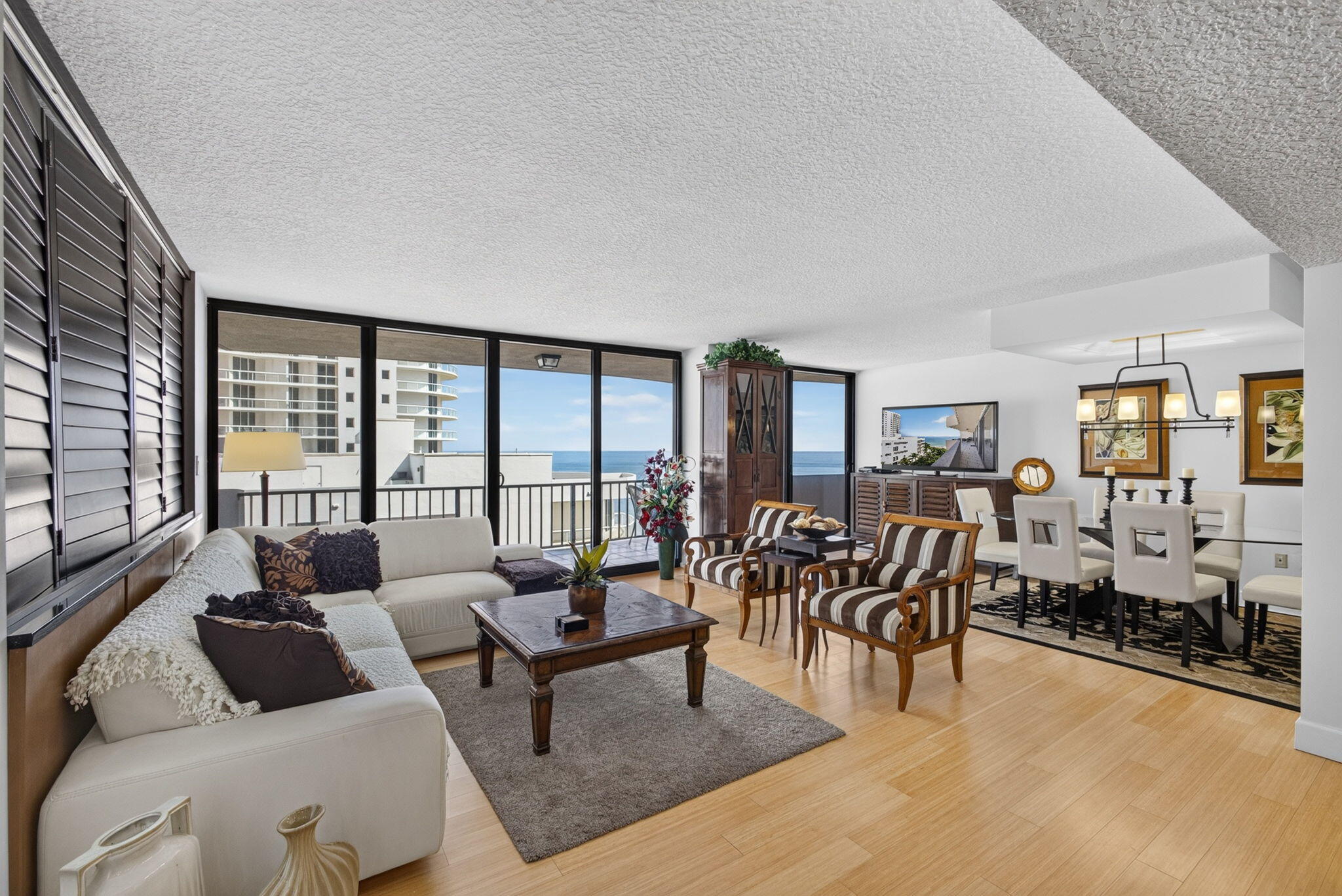 4200 N Ocean Drive 1-905 Property Photo 2