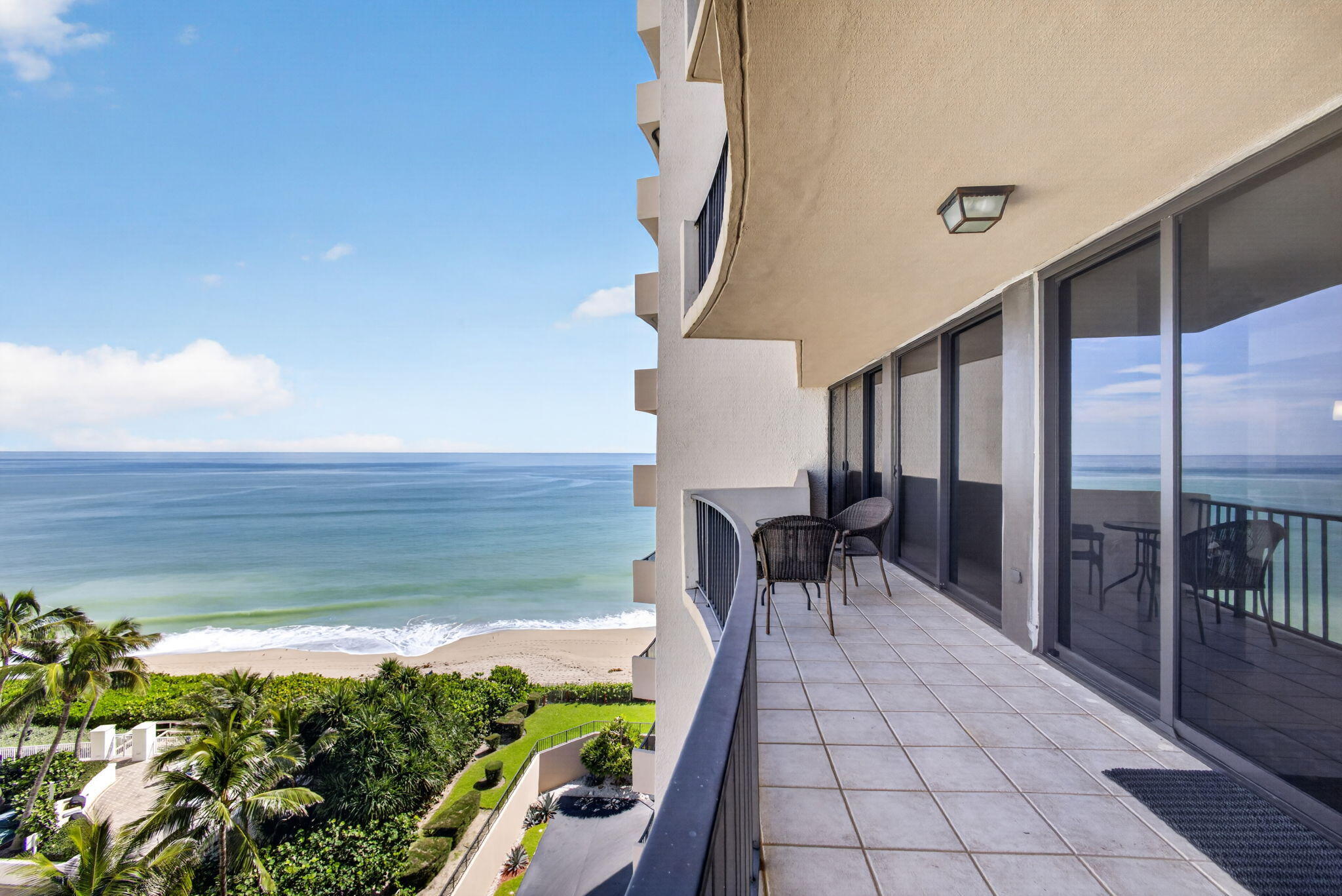 4200 N Ocean Drive 1-905 Property Photo 4