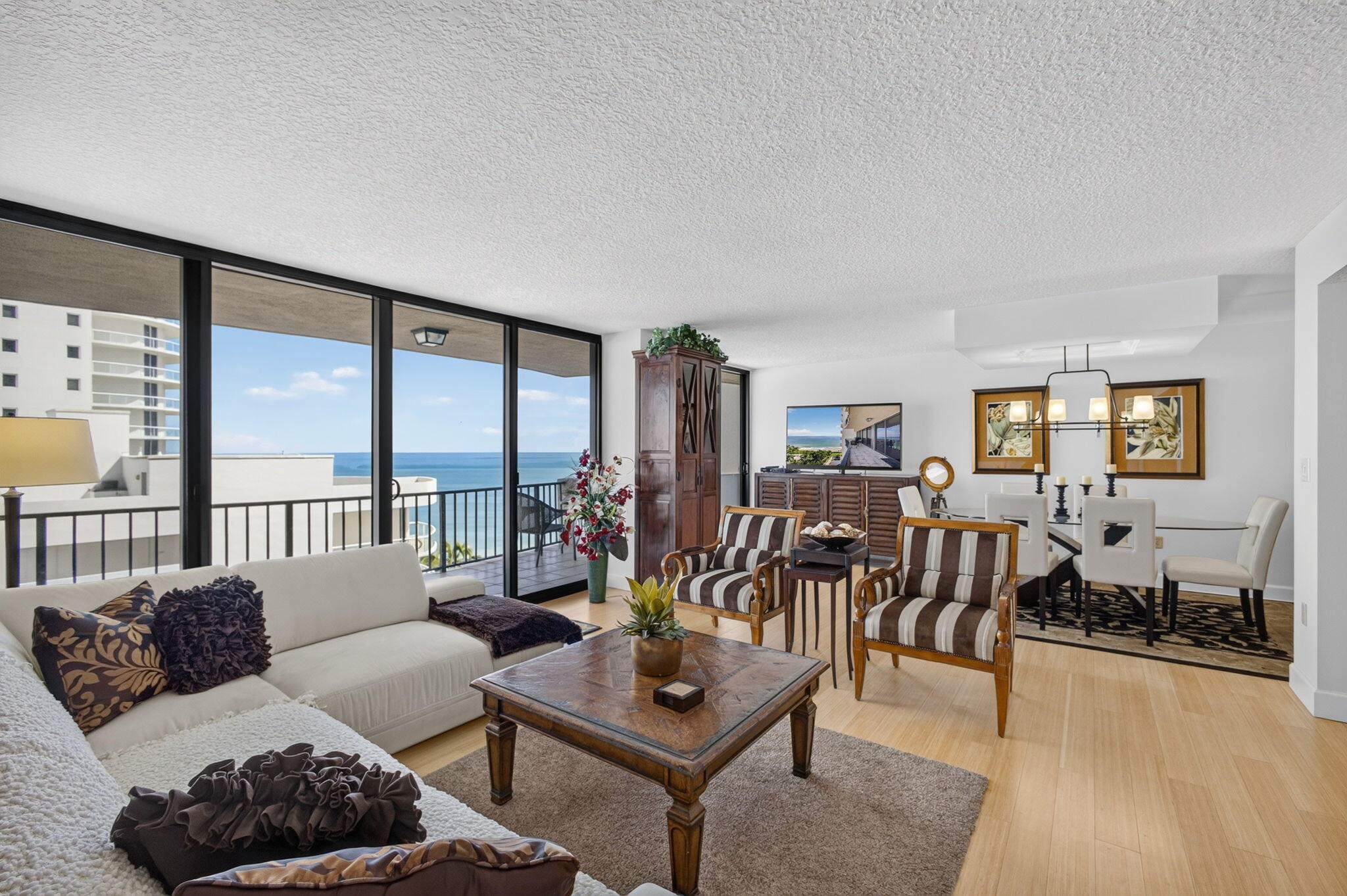 4200 N Ocean Drive 1-905 Property Photo 15