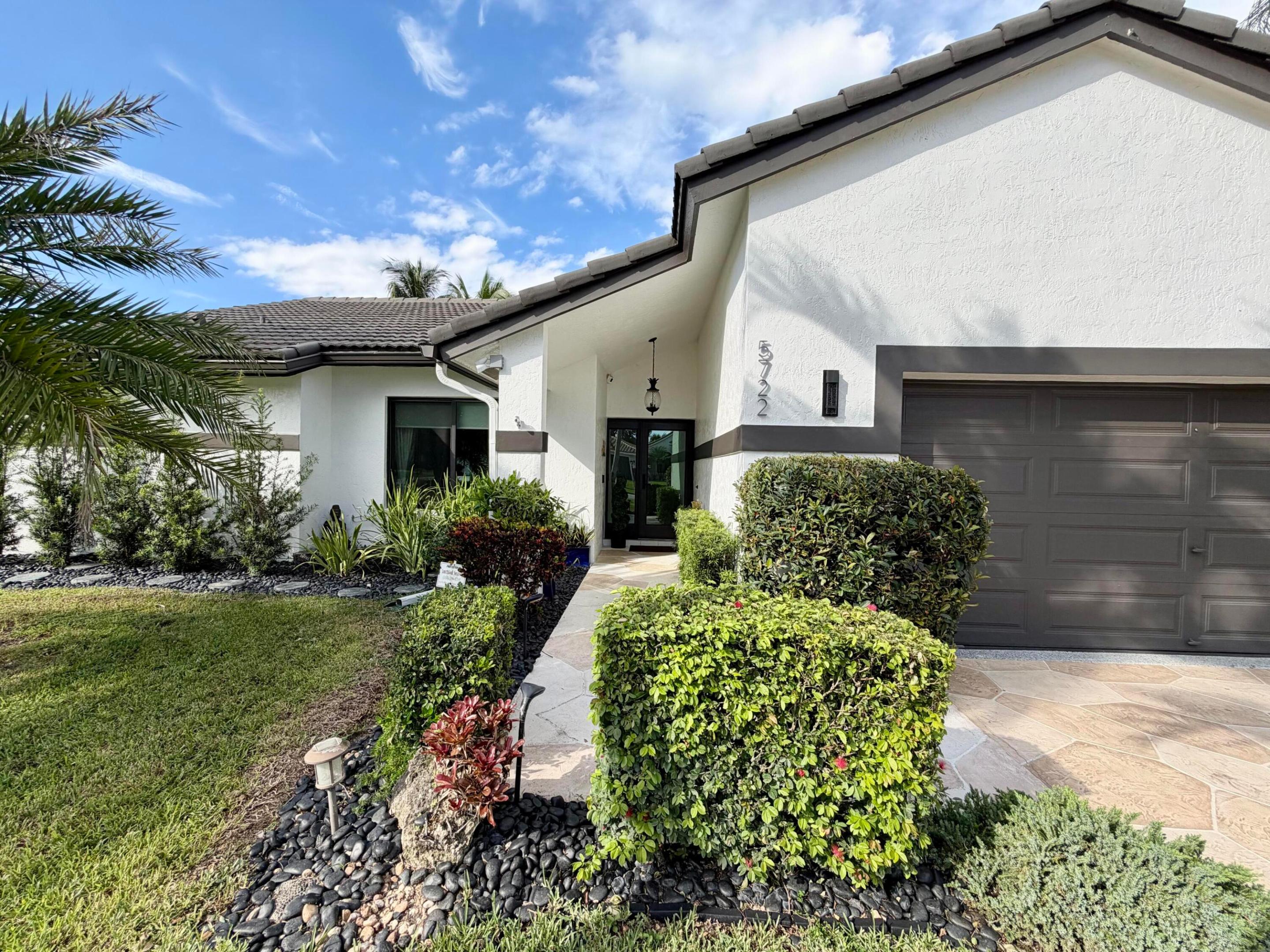 5722 Aspen Ridge Circle Property Photo 4