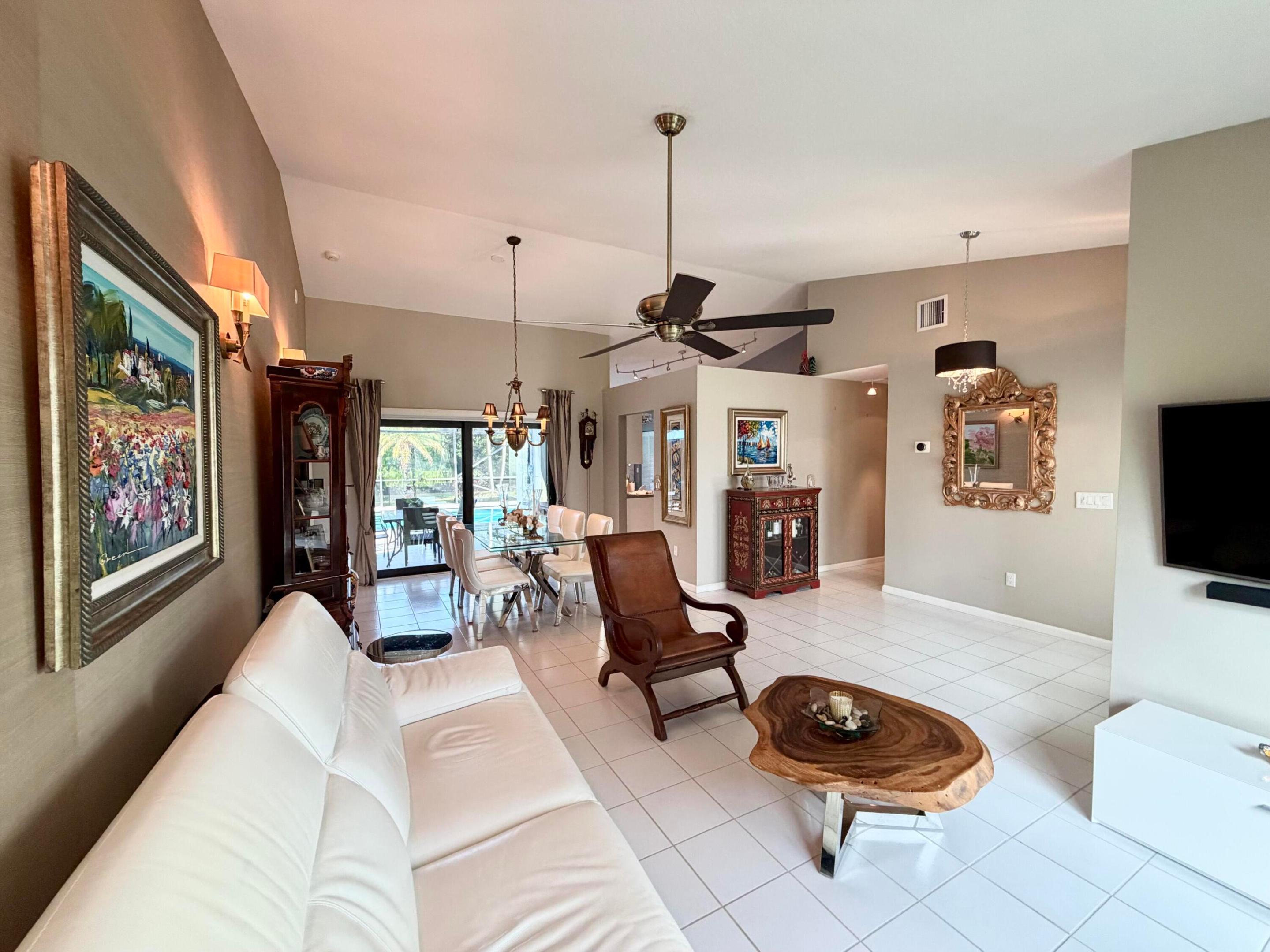 5722 Aspen Ridge Circle Property Photo 5