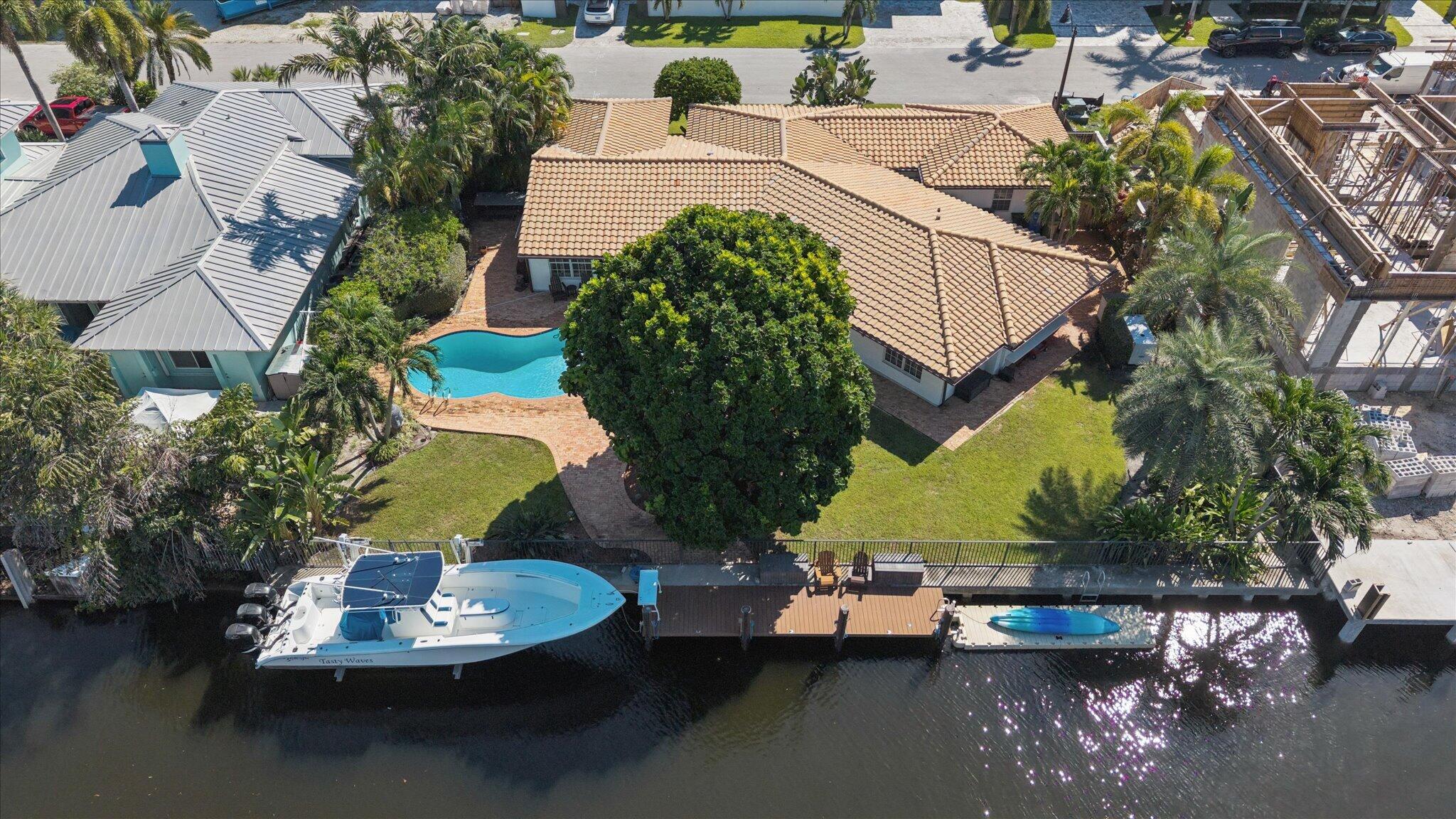 511 Lido Drive Property Photo 4