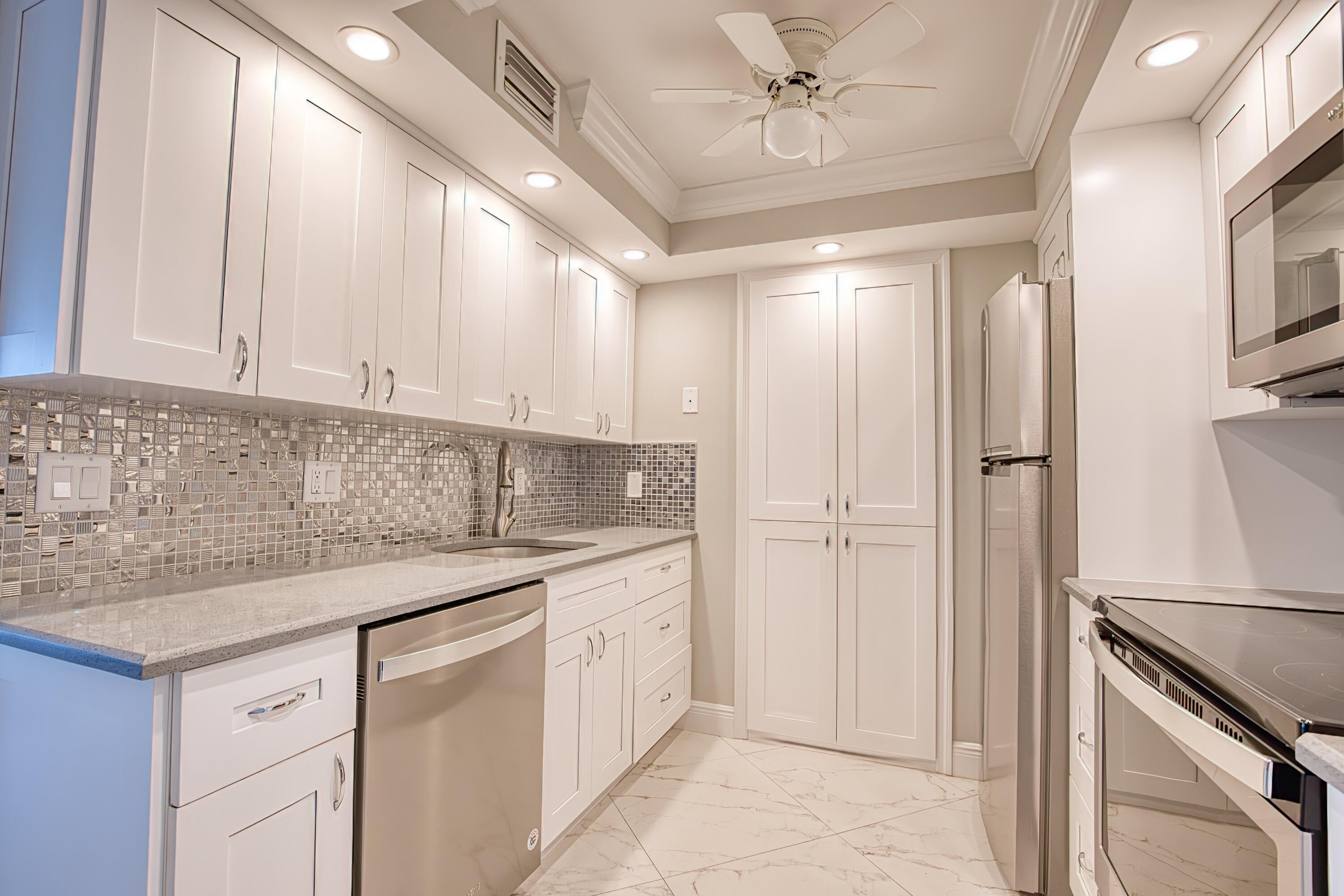 111 Briny Avenue 610 Property Photo 3