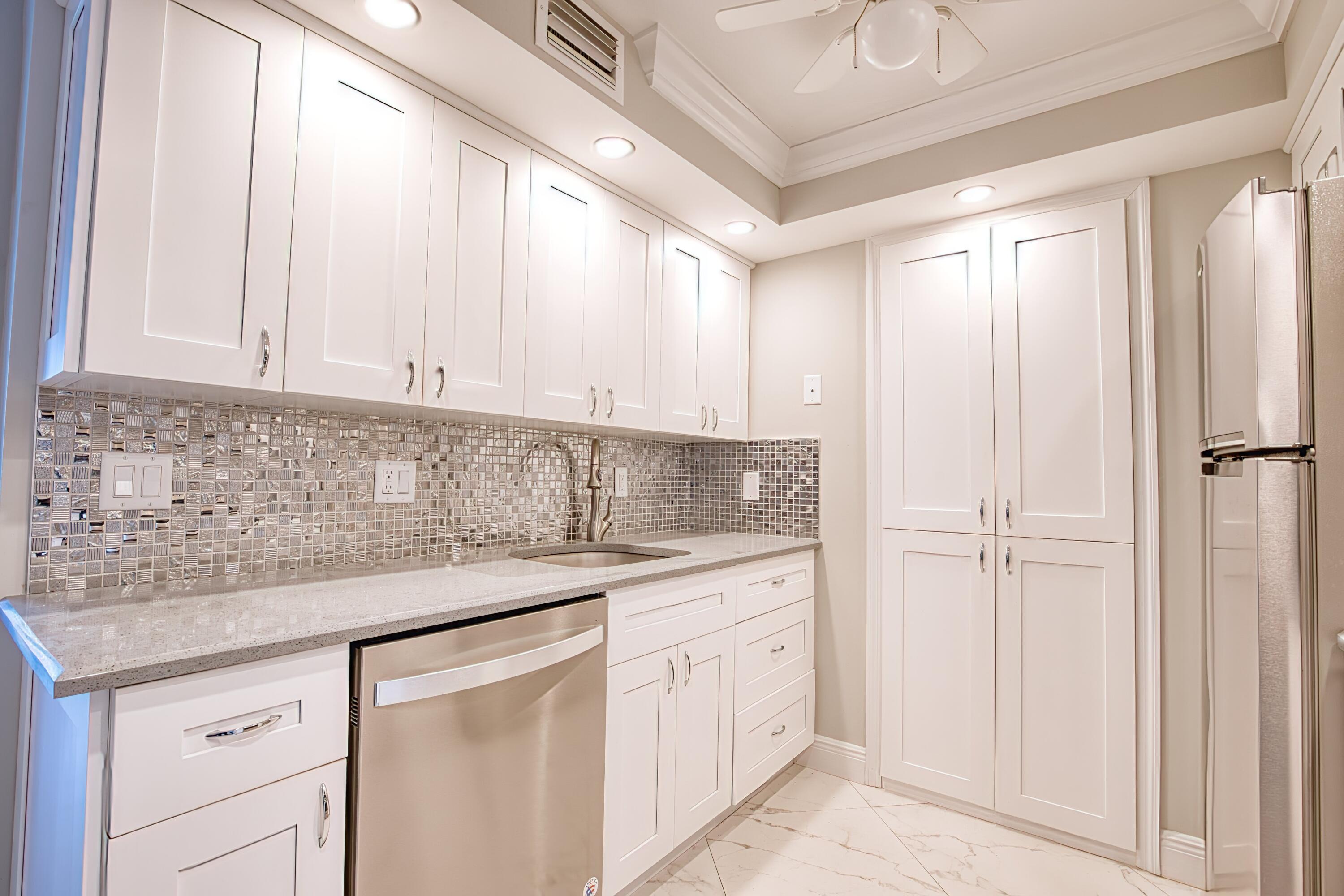 111 Briny Avenue 610 Property Photo 7