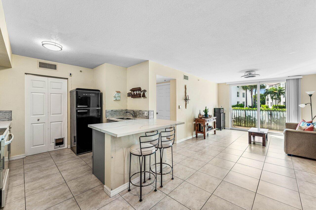 603 Villa Circle Property Photo 2