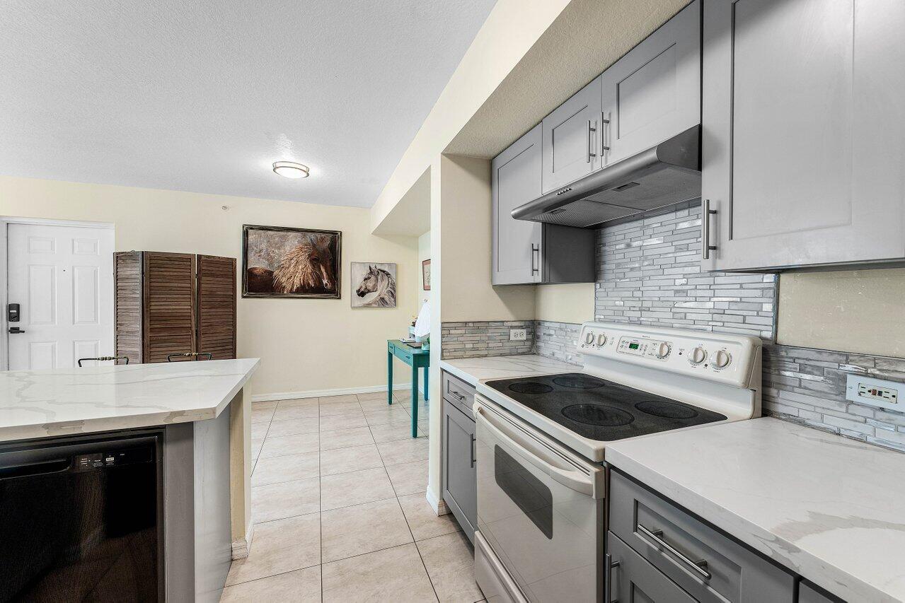 603 Villa Circle Property Photo 9
