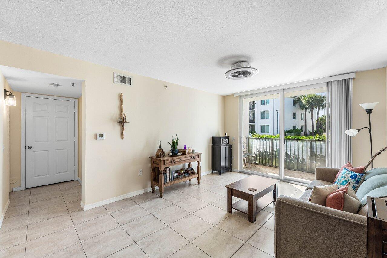 603 Villa Circle Property Photo 12