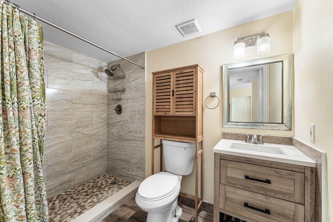 603 Villa Circle Property Photo 18