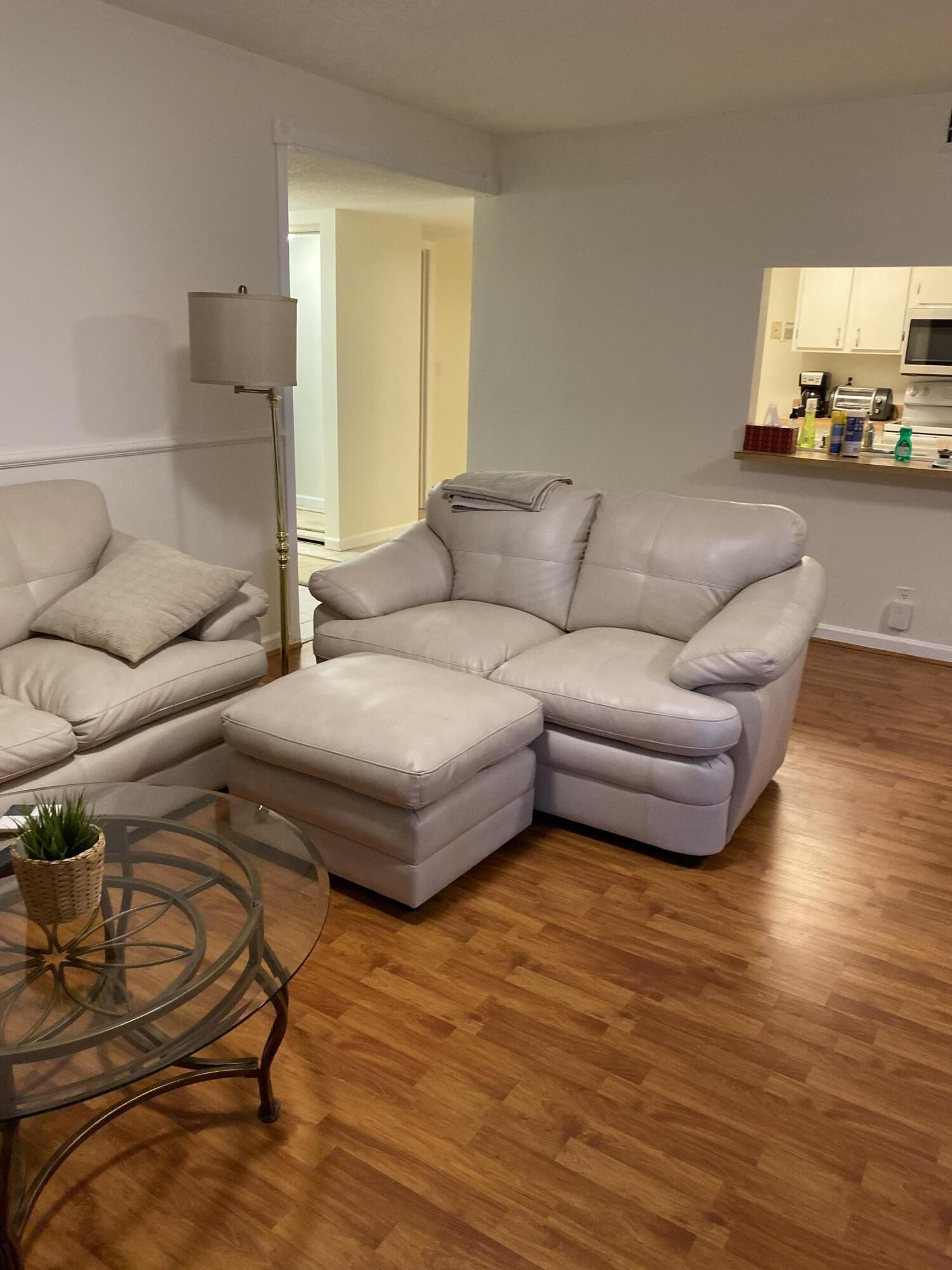 825 Egret Circle 103 Property Photo 8