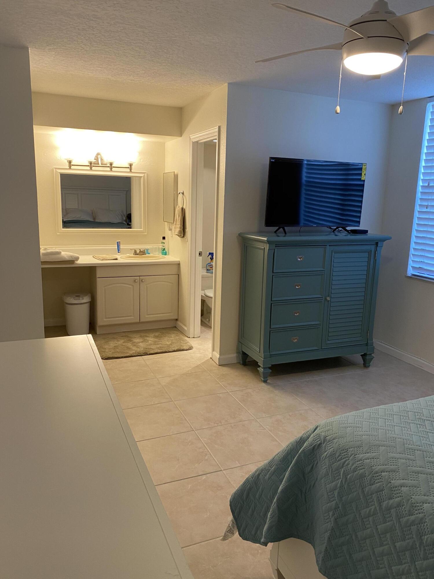 825 Egret Circle 103 Property Photo 16