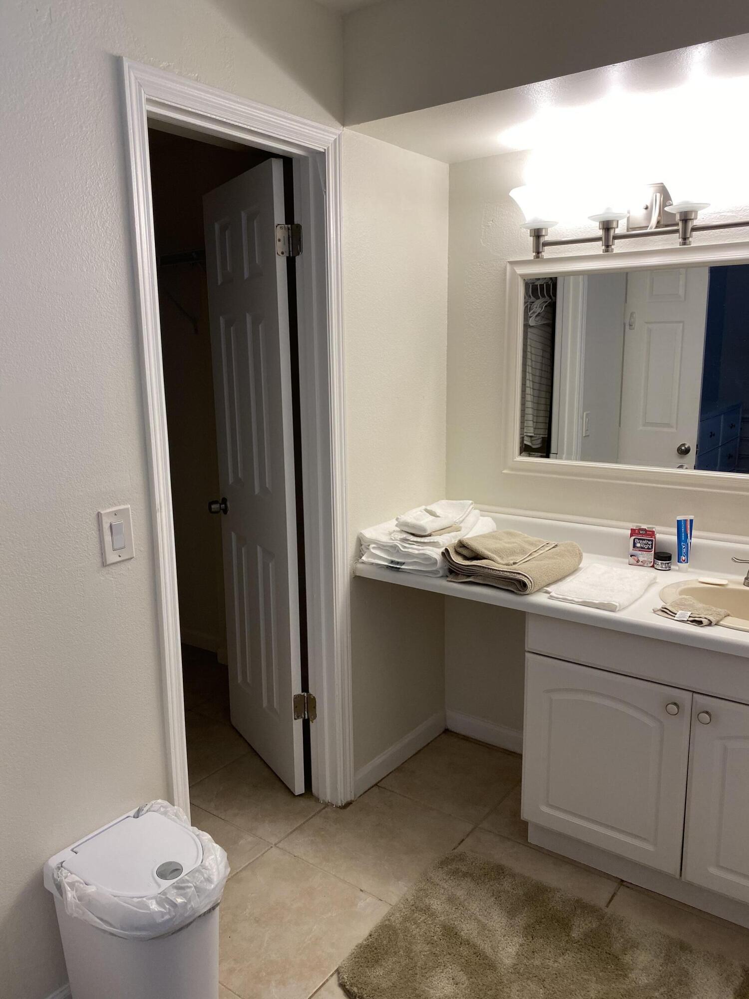 825 Egret Circle 103 Property Photo 20
