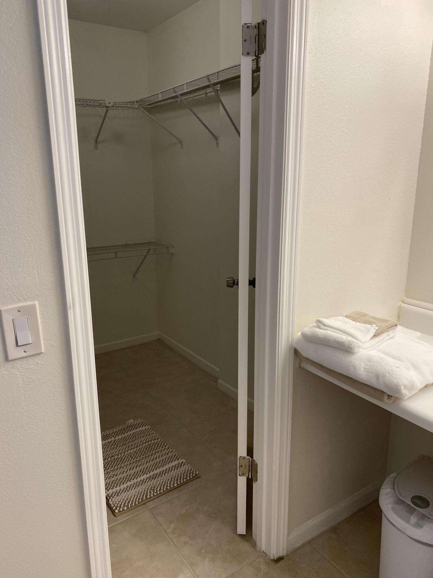 825 Egret Circle 103 Property Photo 22