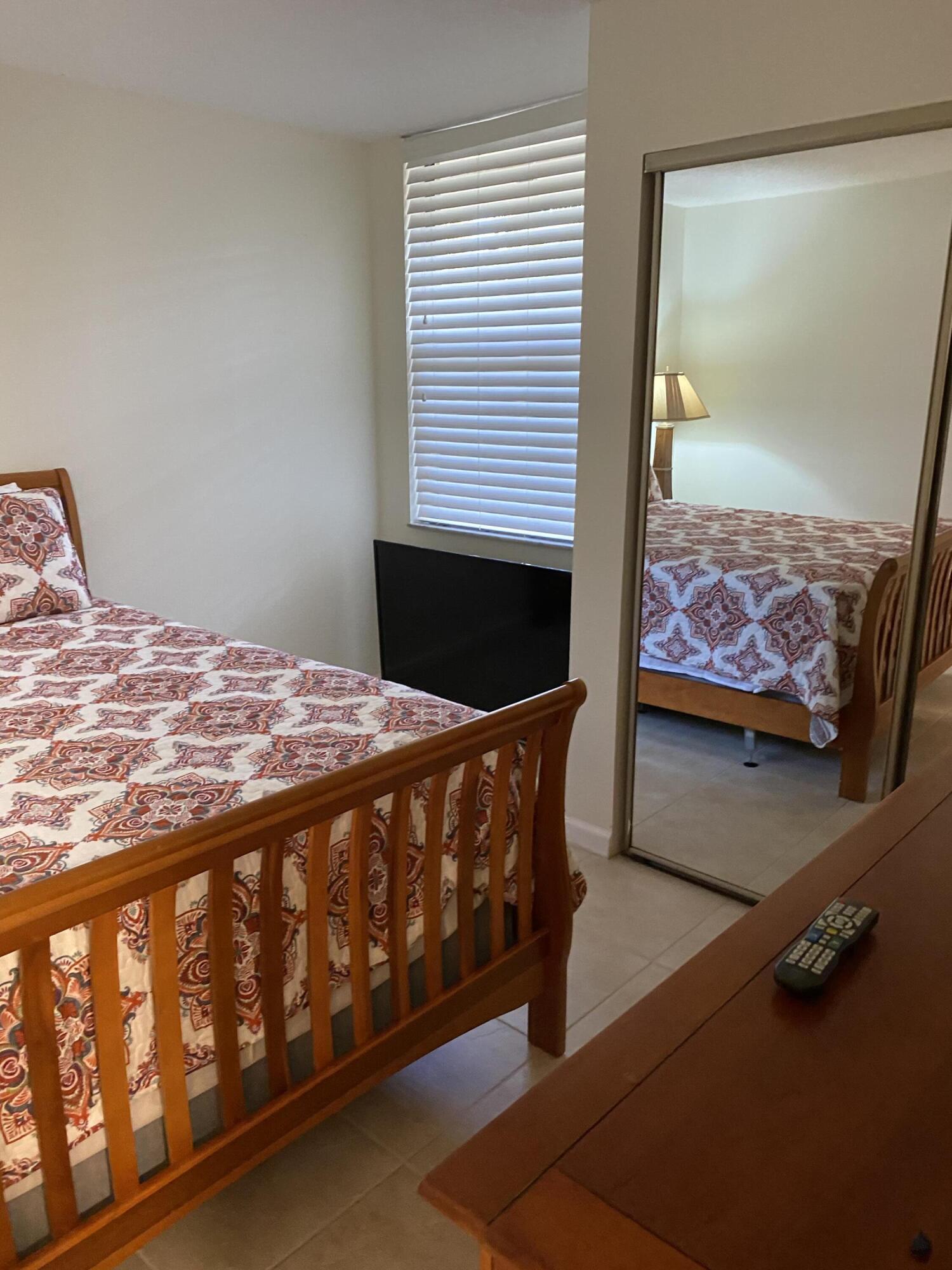 825 Egret Circle 103 Property Photo 24