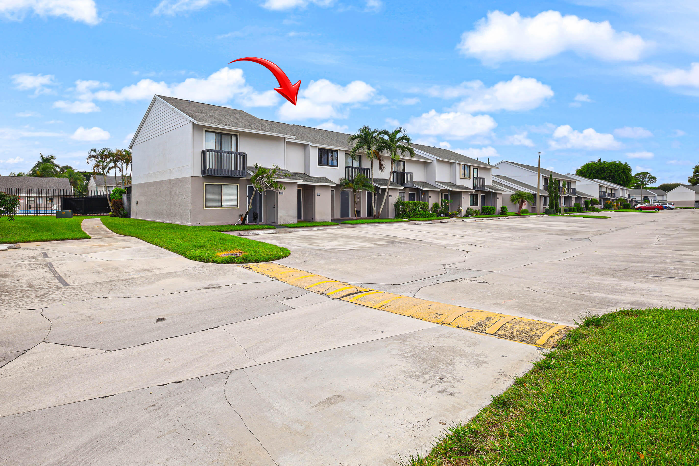 4605 Pier Drive Property Photo 1