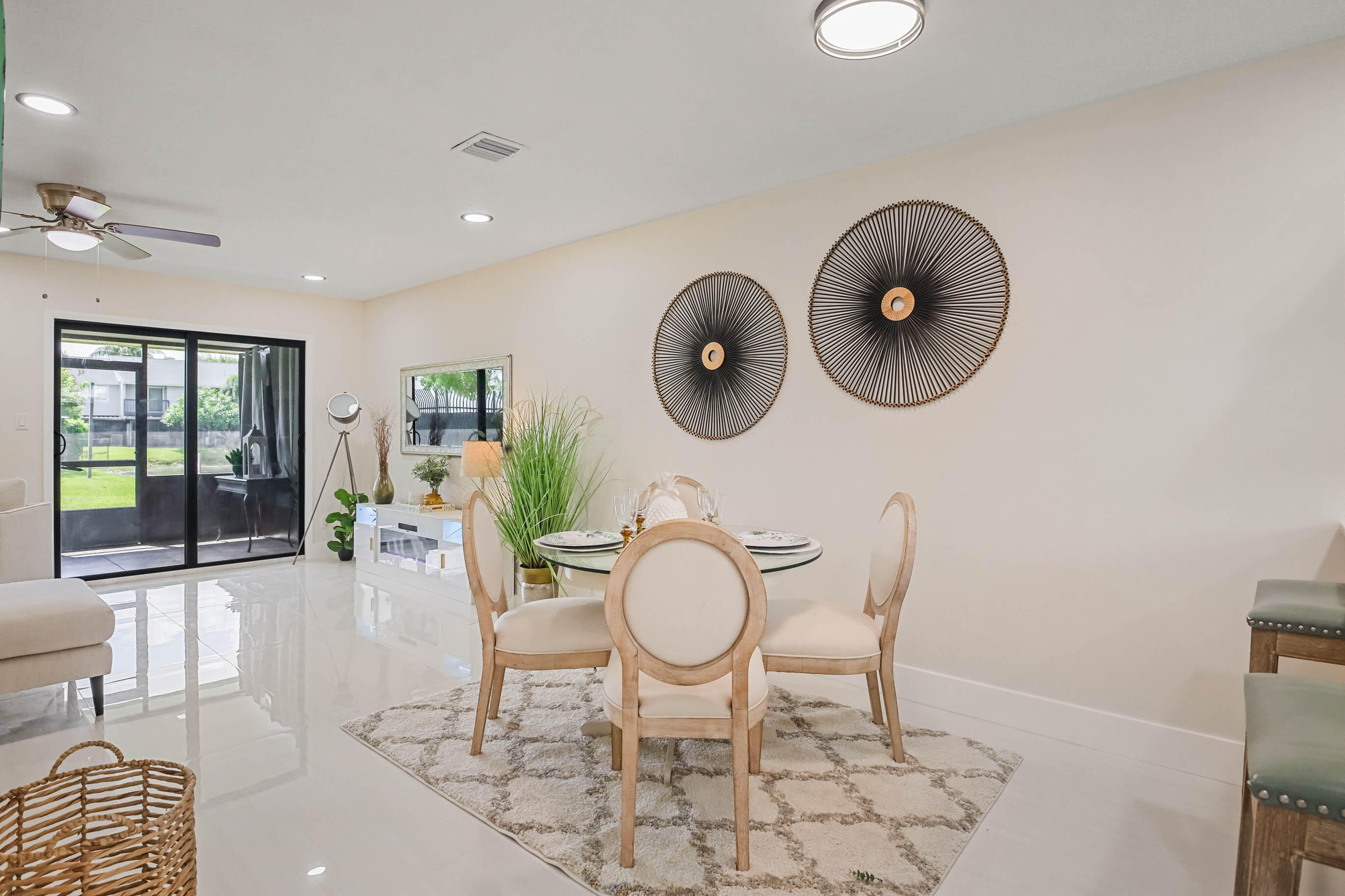 4605 Pier Drive Property Photo 8
