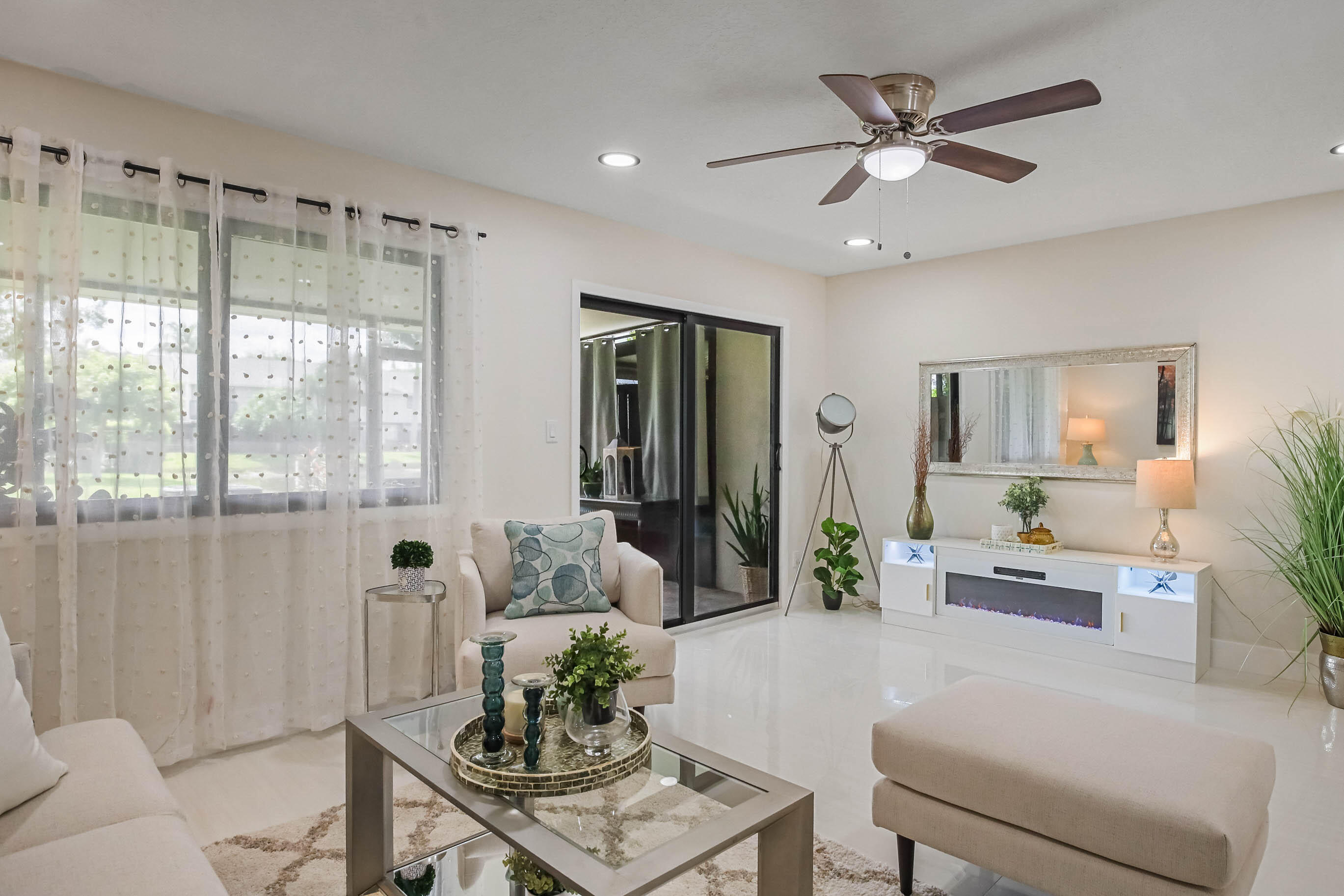 4605 Pier Drive Property Photo 13