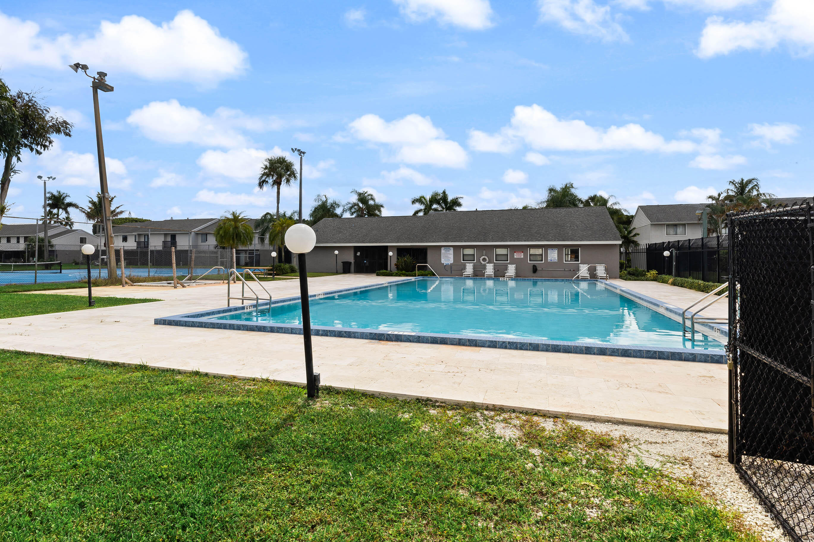 4605 Pier Drive Property Photo 39