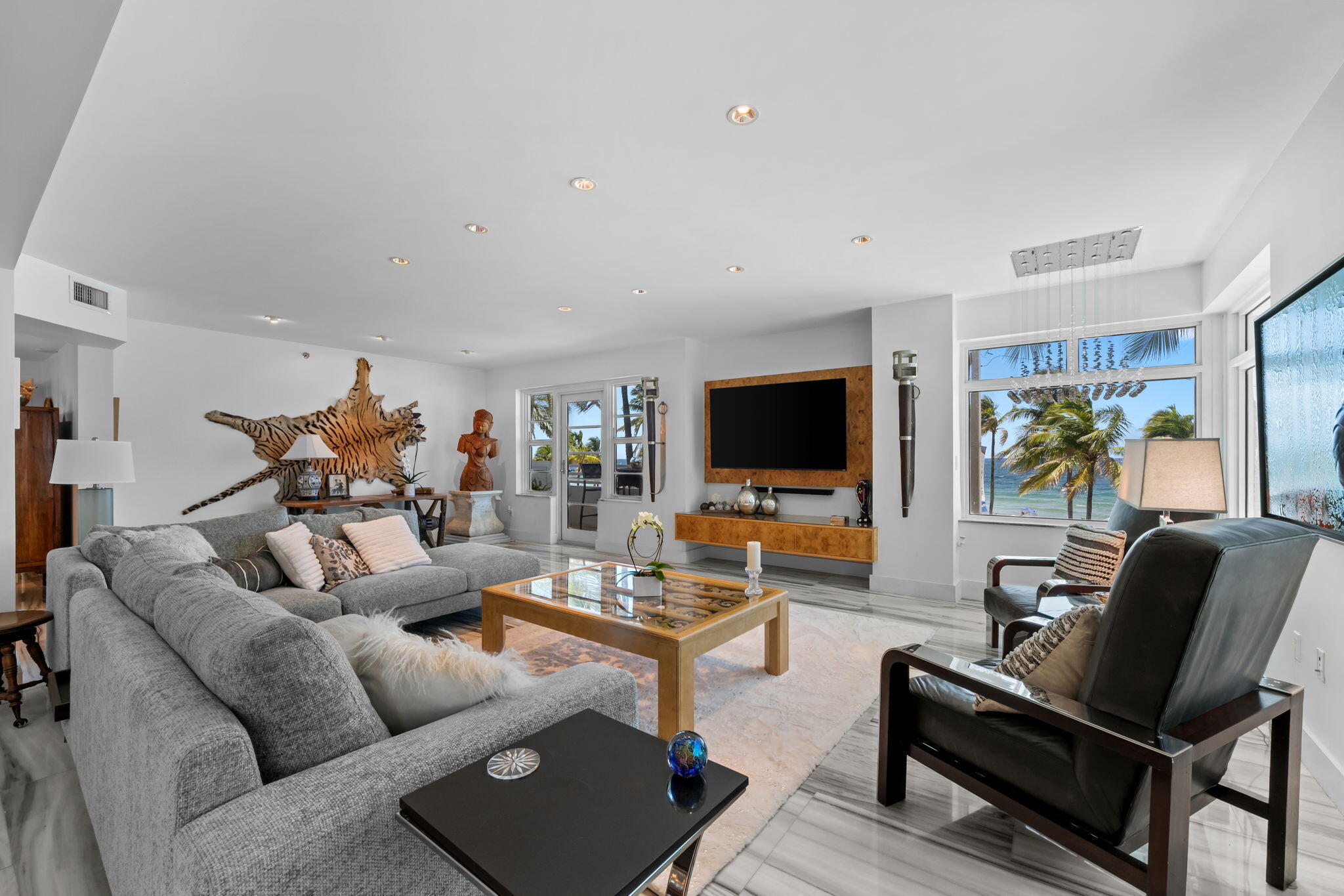 101 S Fort Lauderdale Beach Boulevard 208 Property Photo 4