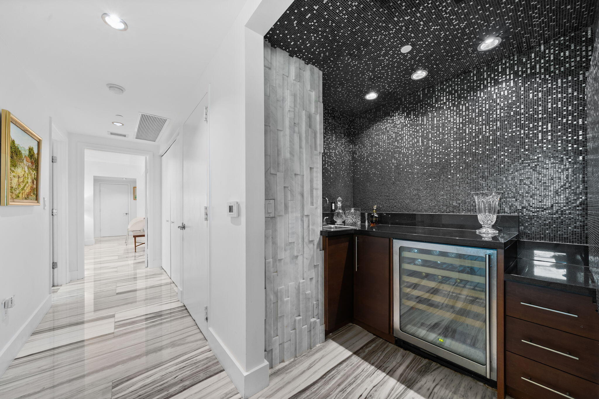 101 S Fort Lauderdale Beach Boulevard 208 Property Photo 11