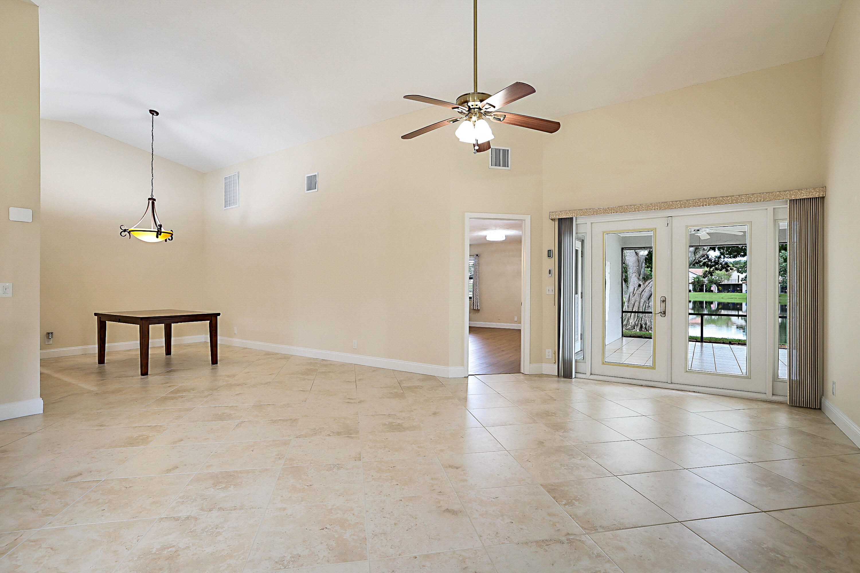 702 Deer Creek North Shore Drive Property Photo 10