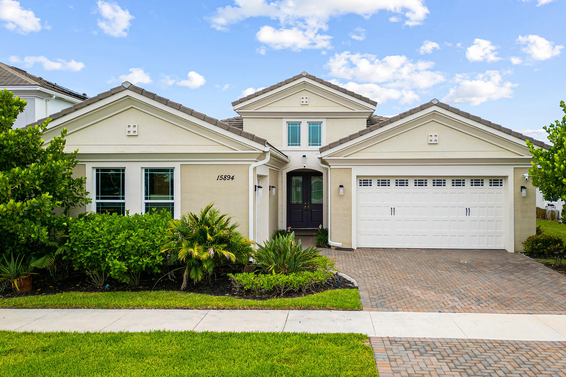 15894 Meadowlark Court Property Photo 1