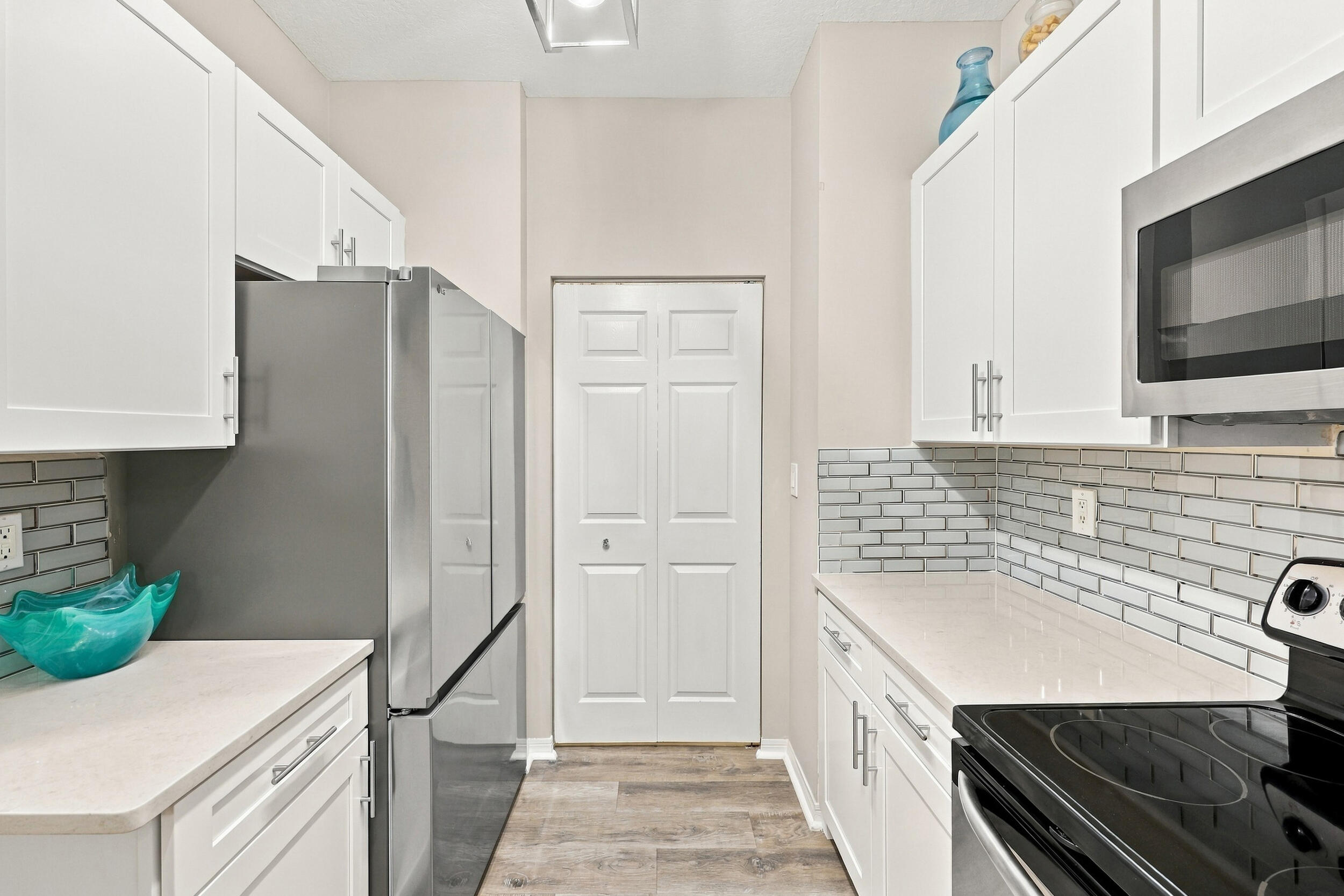 4905 Midtown Lane 2112 Property Photo 4