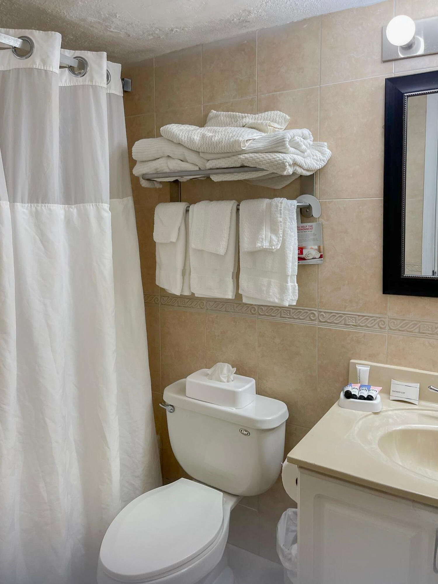 19201 Collins Avenue 1034 Property Photo 6