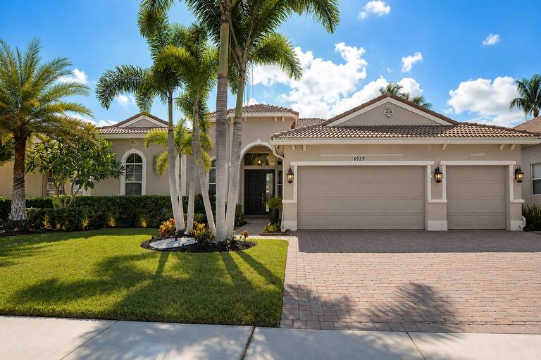 6929 Finamore Circle Property Photo 1